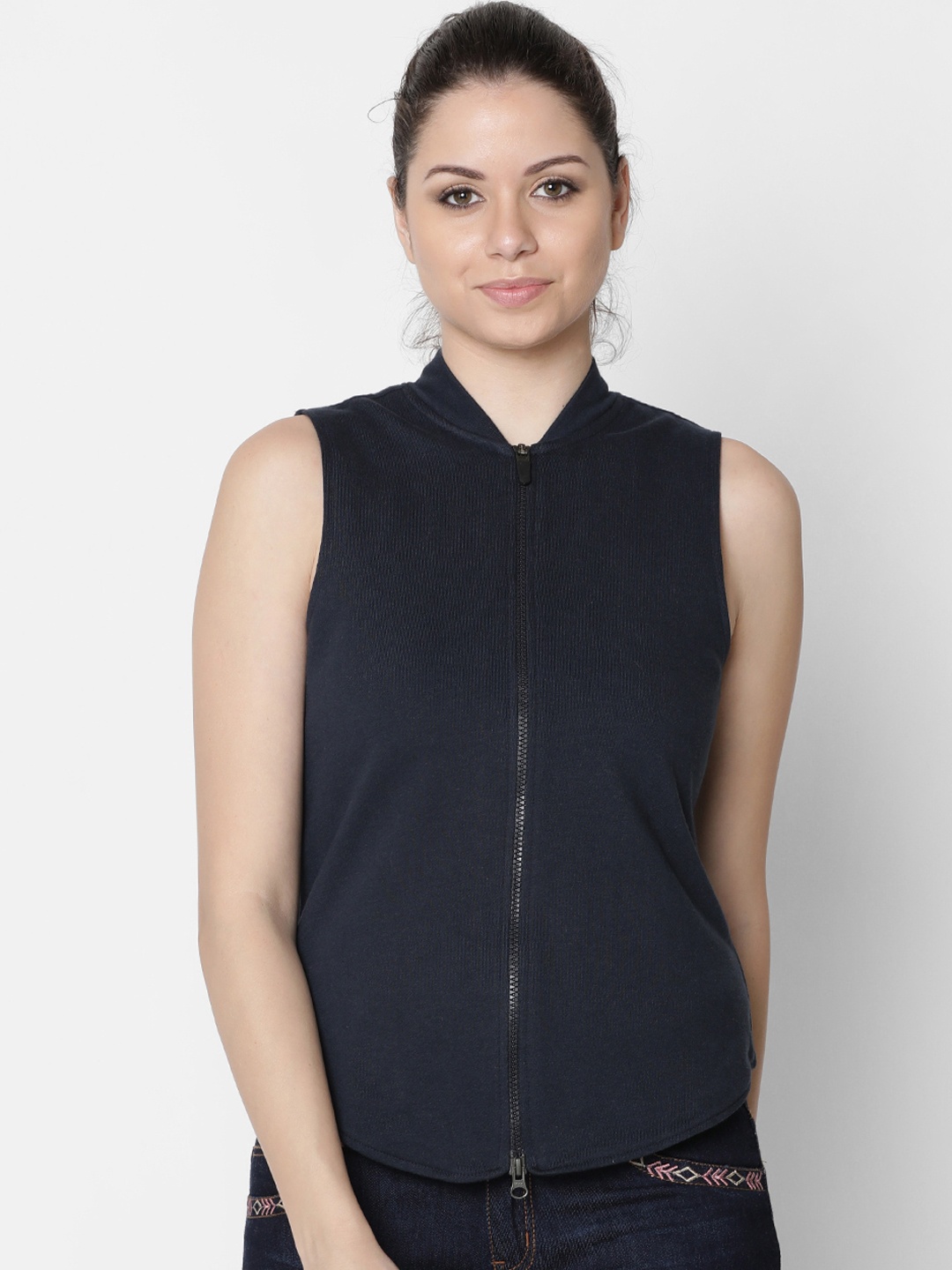 

Rute Women Blue Solid Sweatshirt