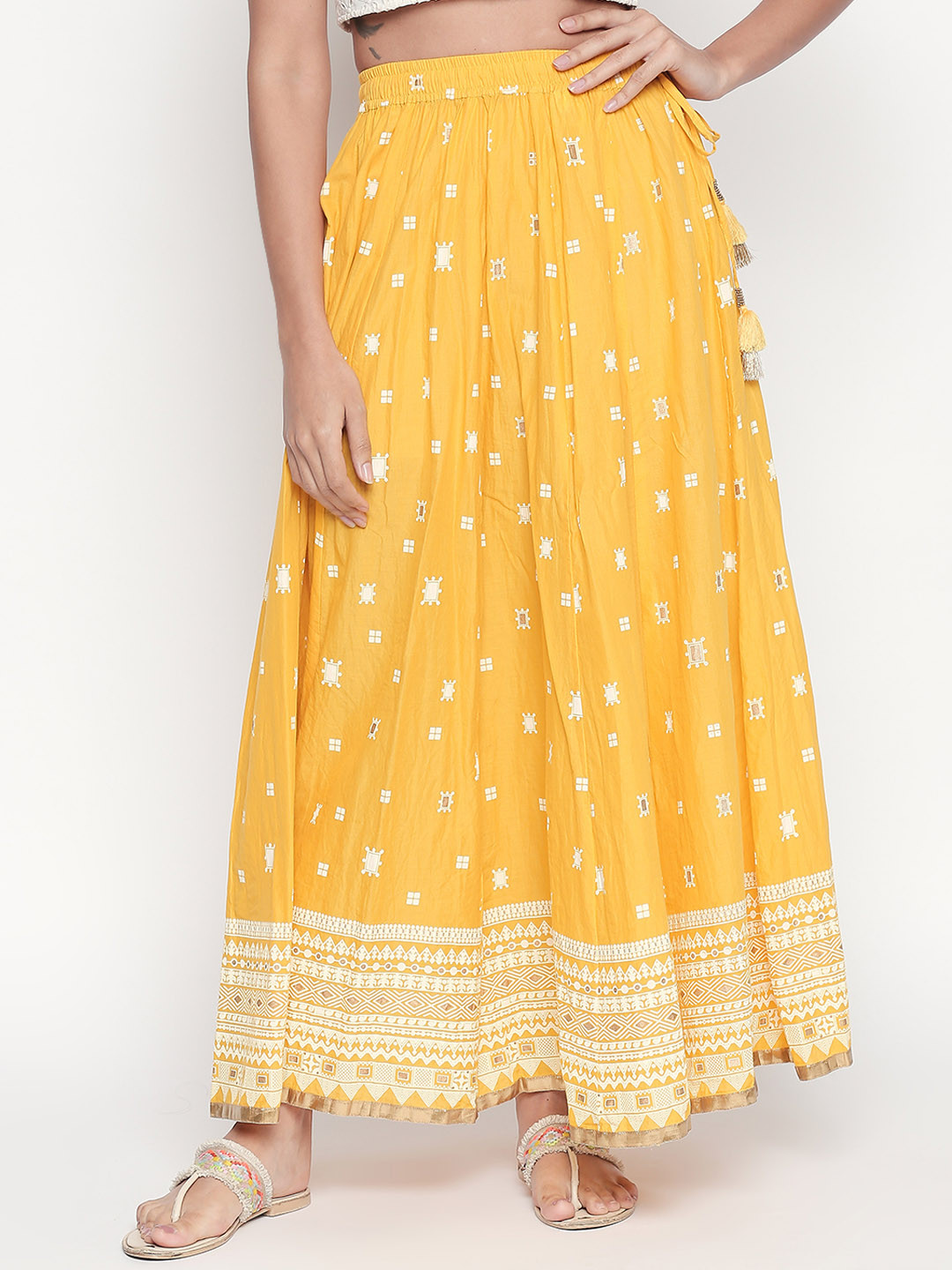 

AKKRITI Women Yellow & White Tribal Printed Flared Maxi Skirt