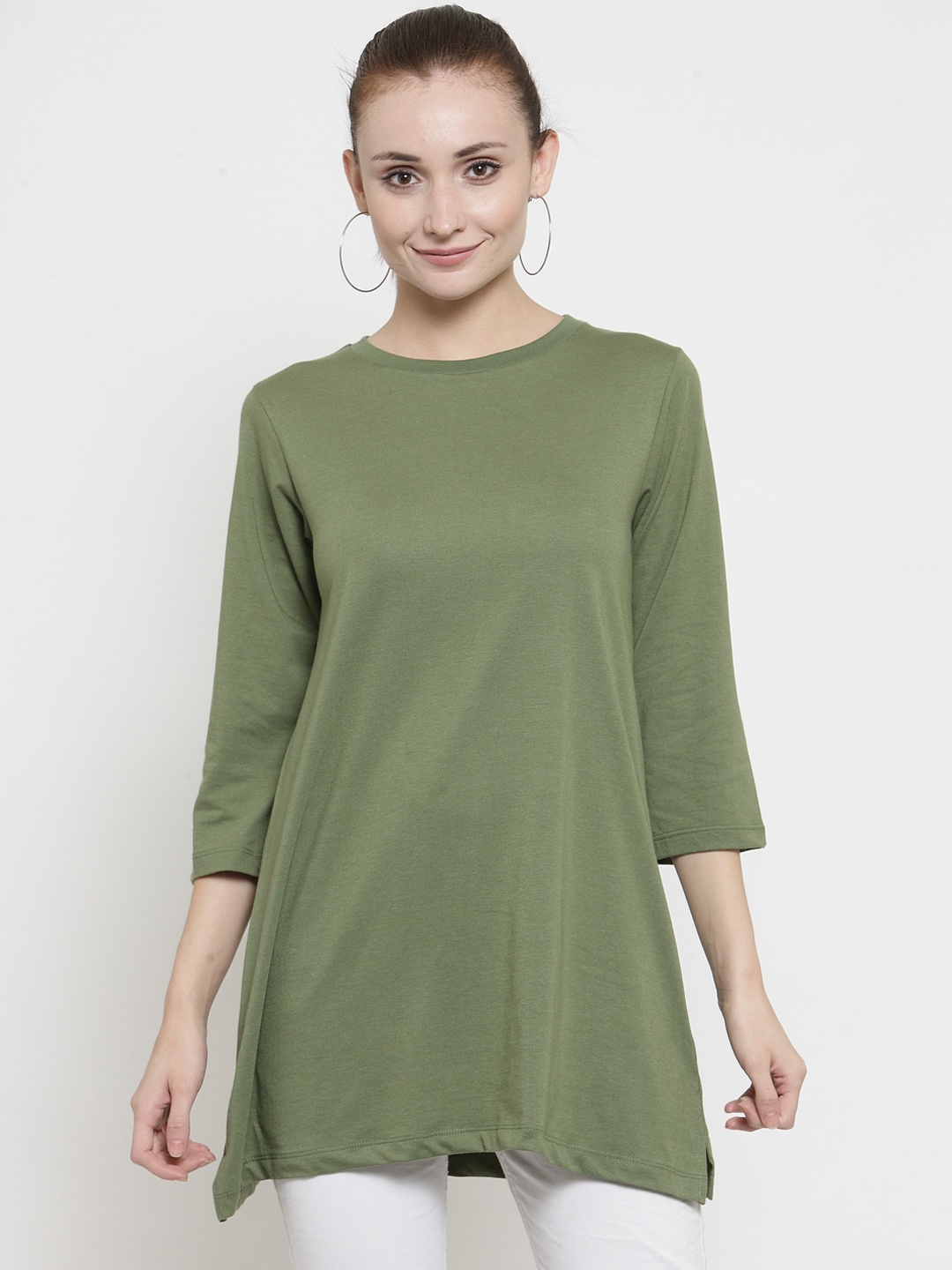 

Kalt Women Green Solid Round Neck Longline T-shirt