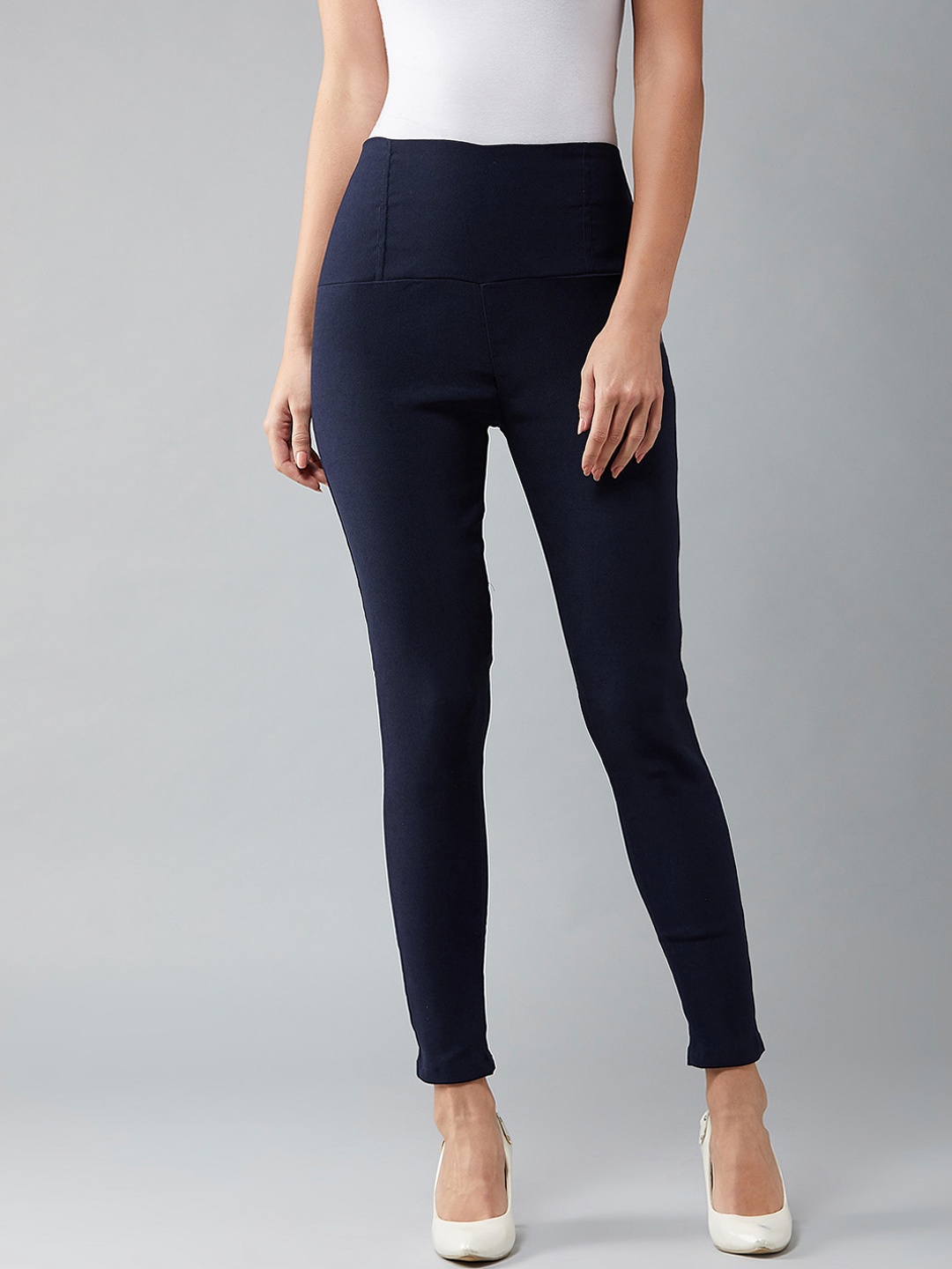 

DOLCE CRUDO Women Navy Blue Solid Slim-Fit Crop High-Rise Treggings