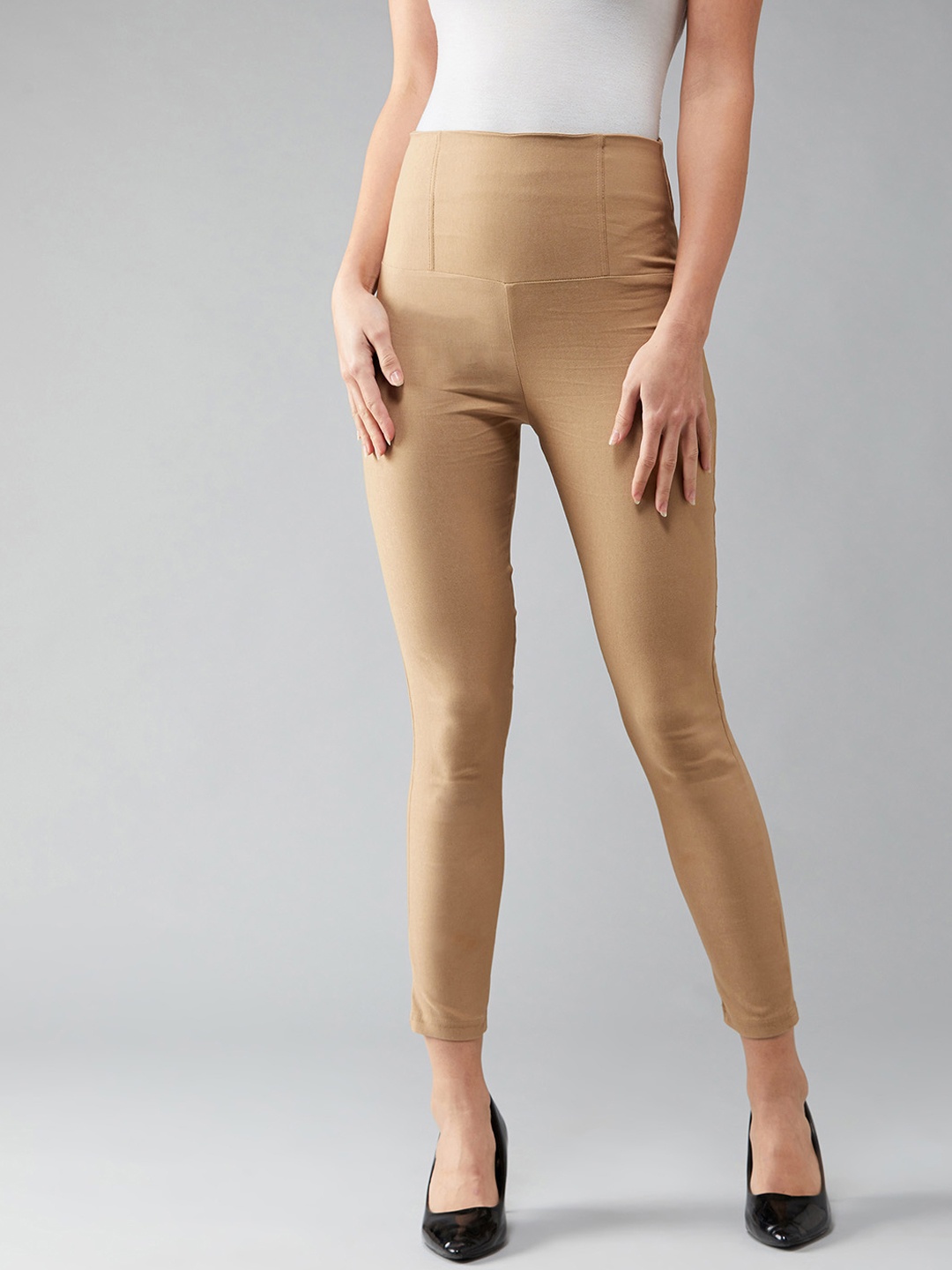 

DOLCE CRUDO Women Beige Solid Slim-Fit Crop High-Rise Treggings