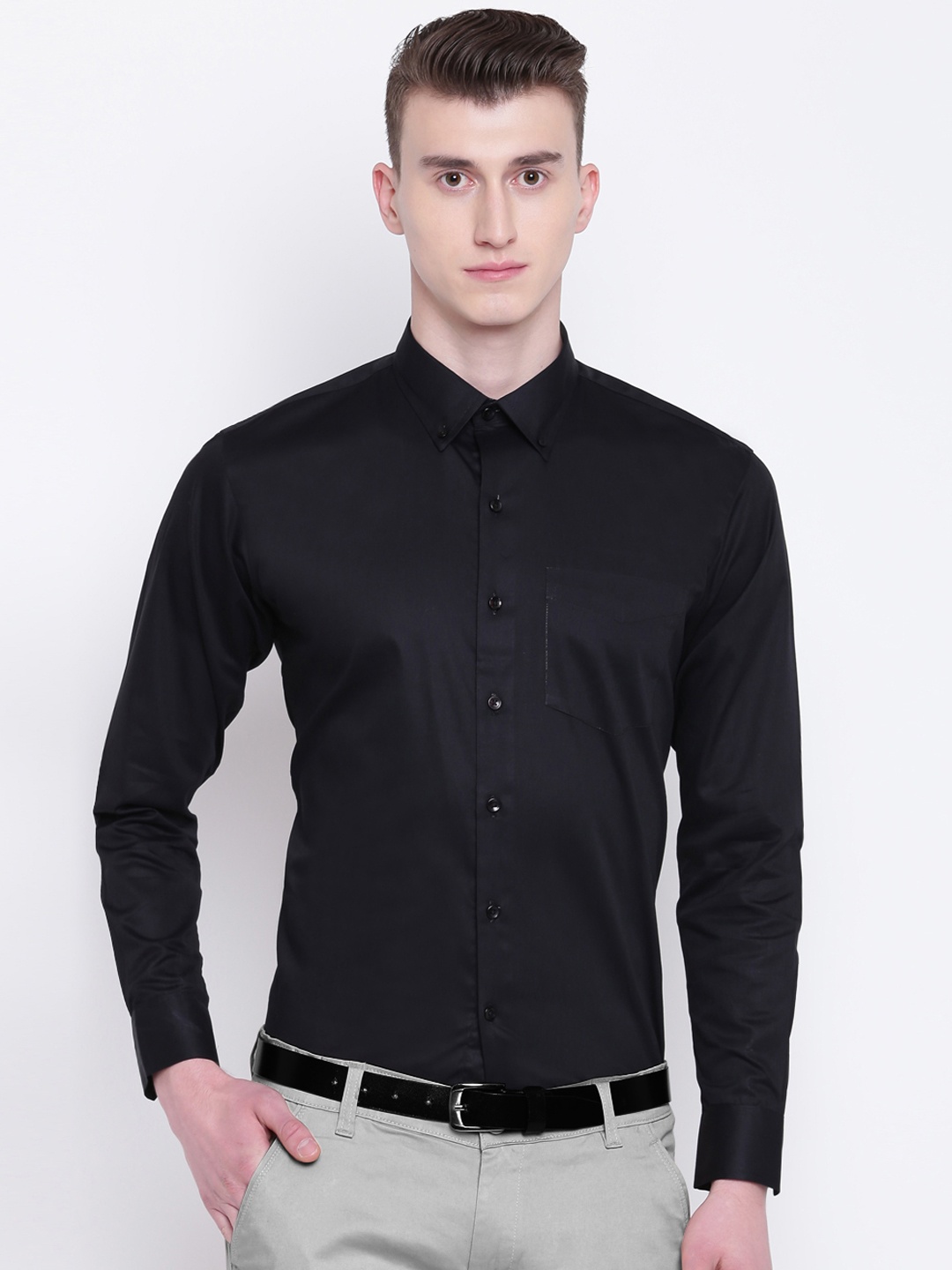 

Hancock Men Black Sport Slim Fit Solid Formal Shirt