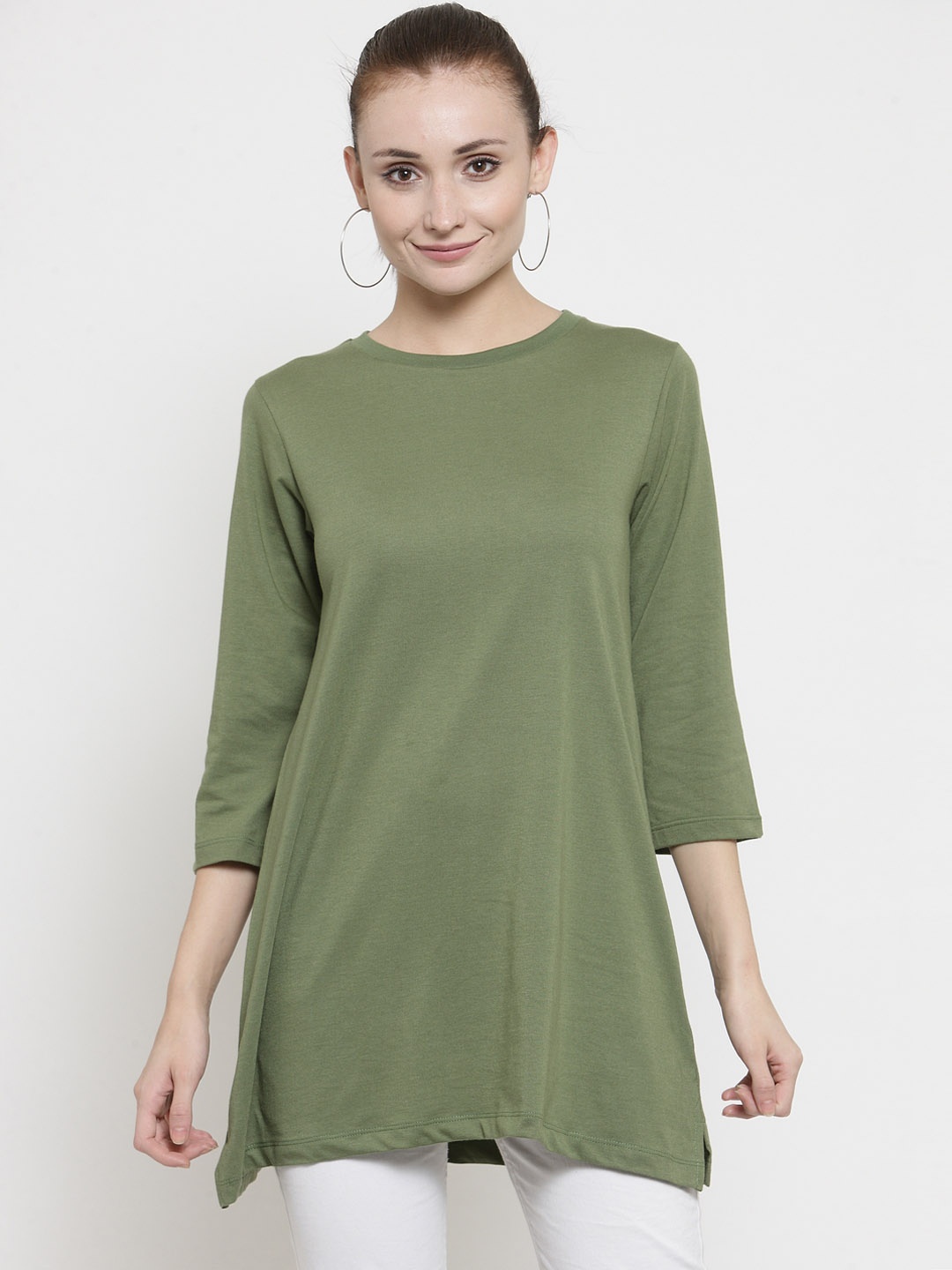 

Kalt Women Green Solid Round Neck Longline T-shirt