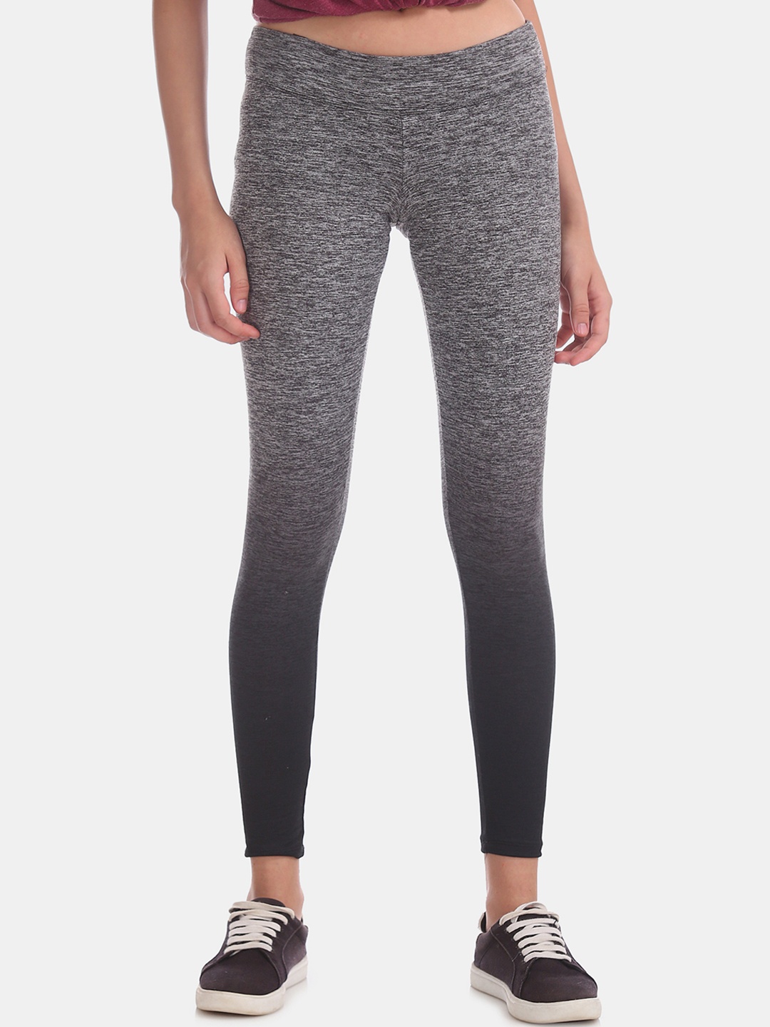

Aeropostale Women Grey Solid Ombre Ankle-Length Leggings, Grey melange