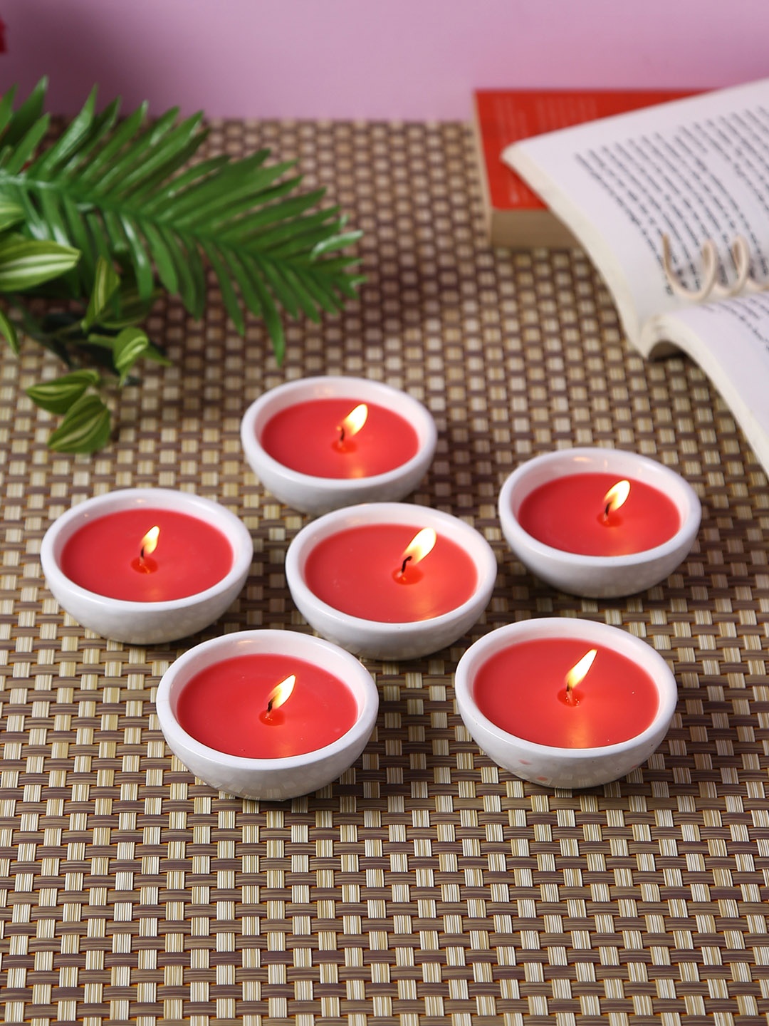 HOSLEY Set of 6 Yellow Highly Scented Apple Cinnamon Ceramic Candles, Red