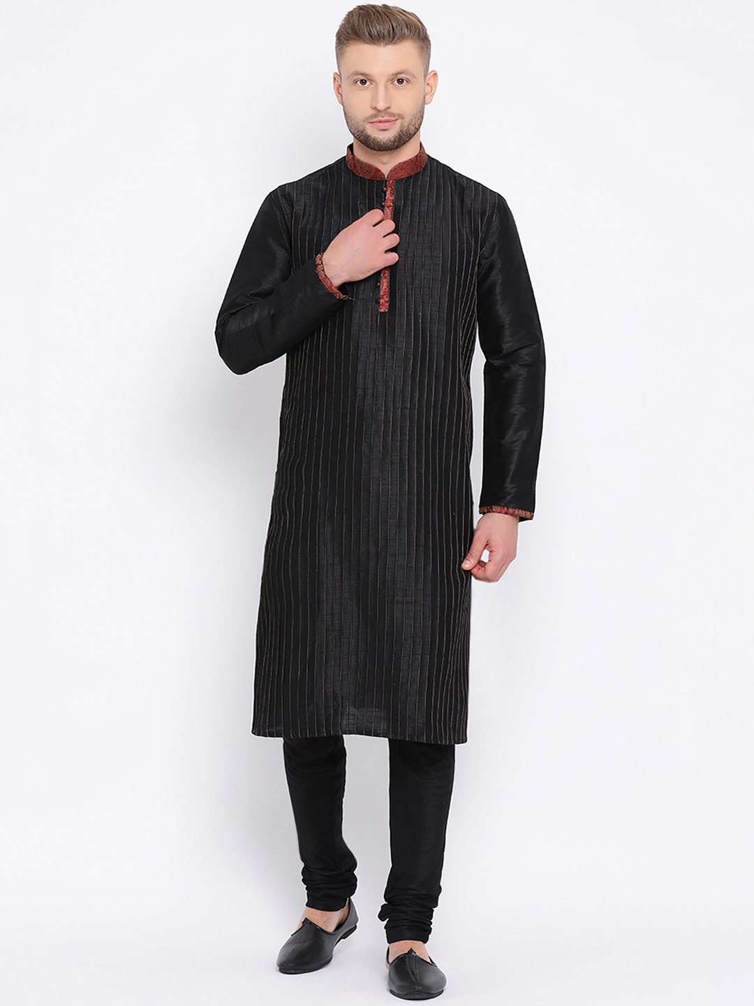 Sanwara Men Black Striped Kurta with Churidar