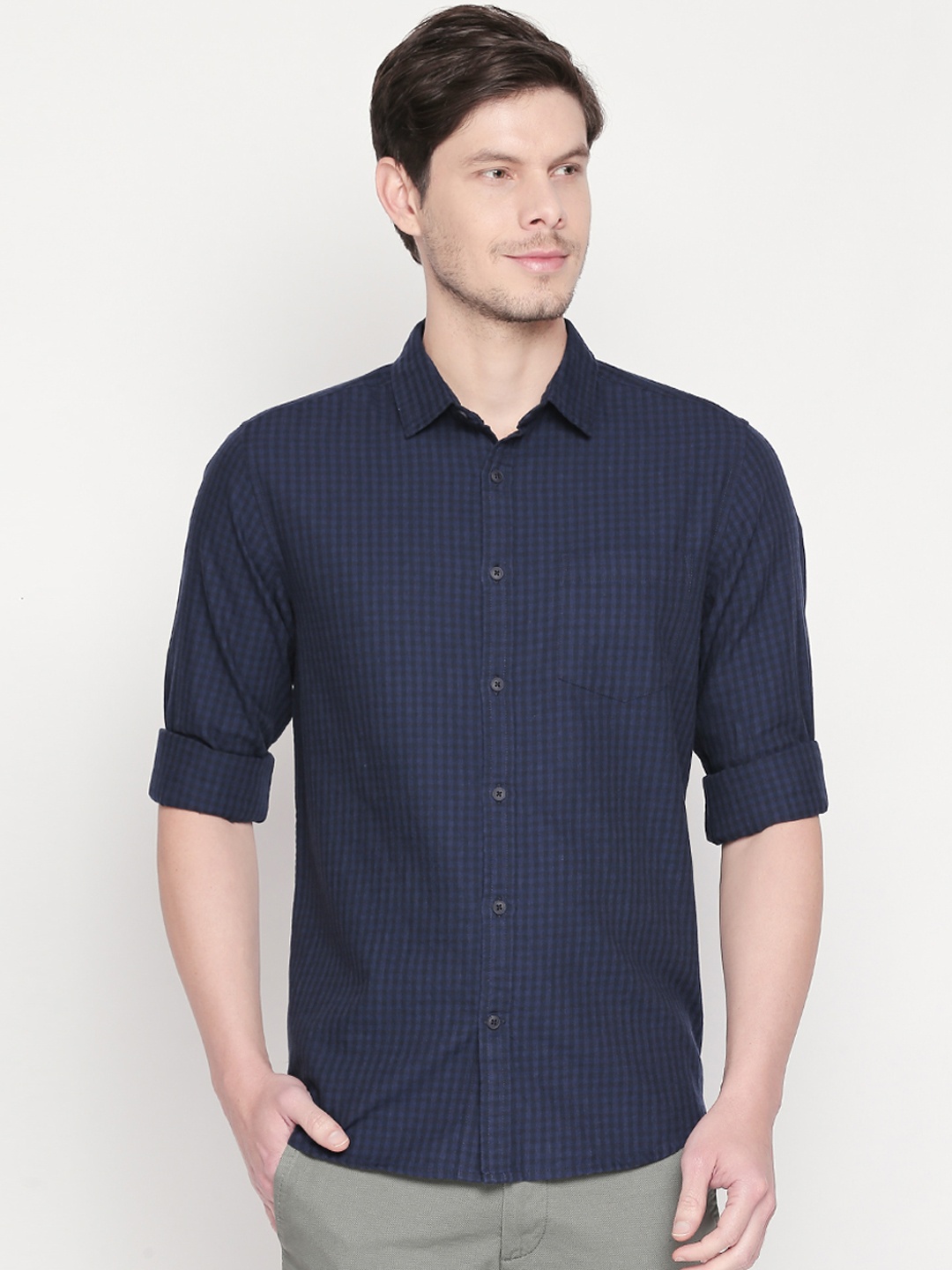 

BYFORD by Pantaloons Men Navy Blue Slim Fit Checked Casual Shirt