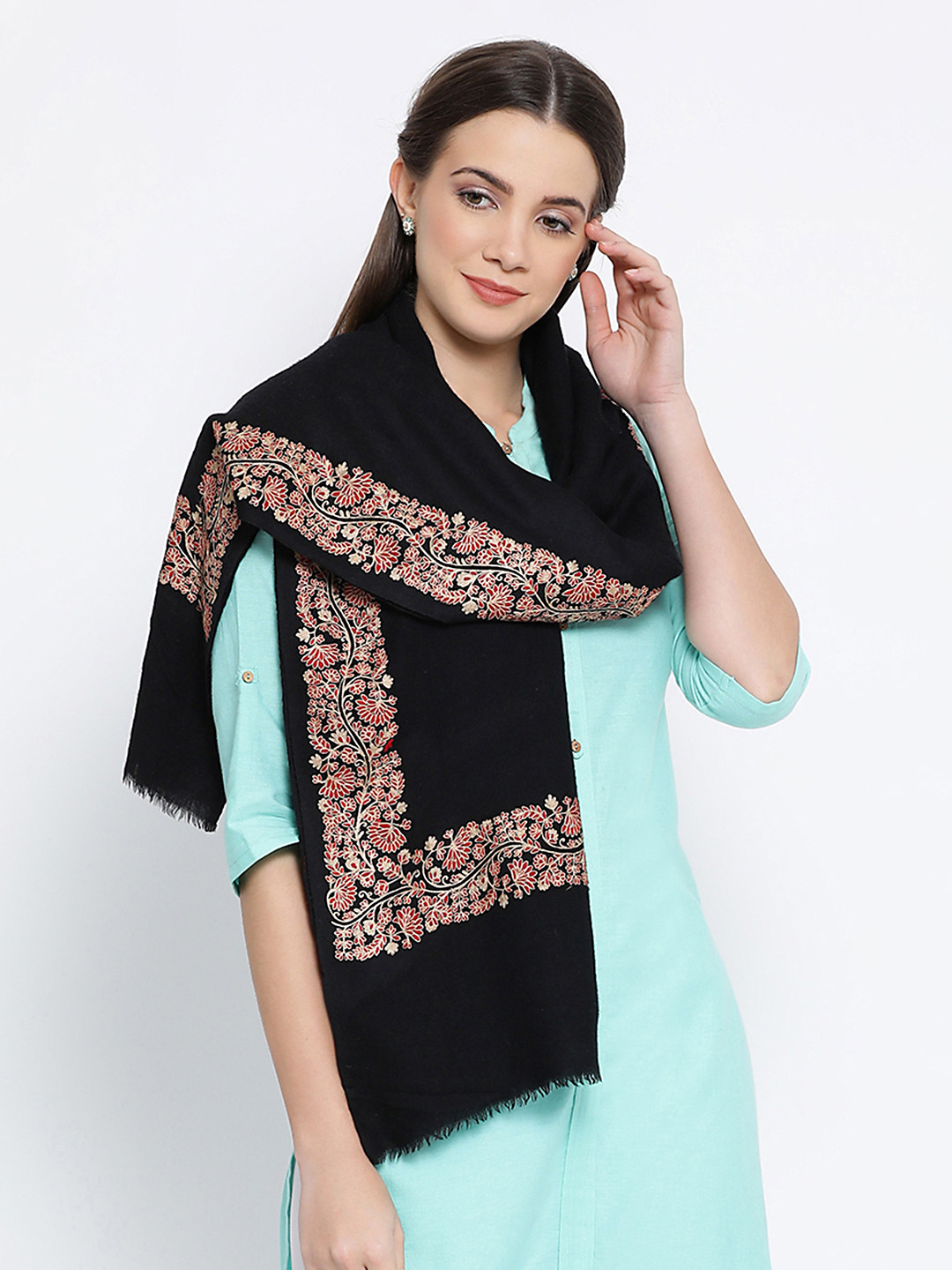 

SHINGORA Women Black & Red Solid Pure Woolen Shawl
