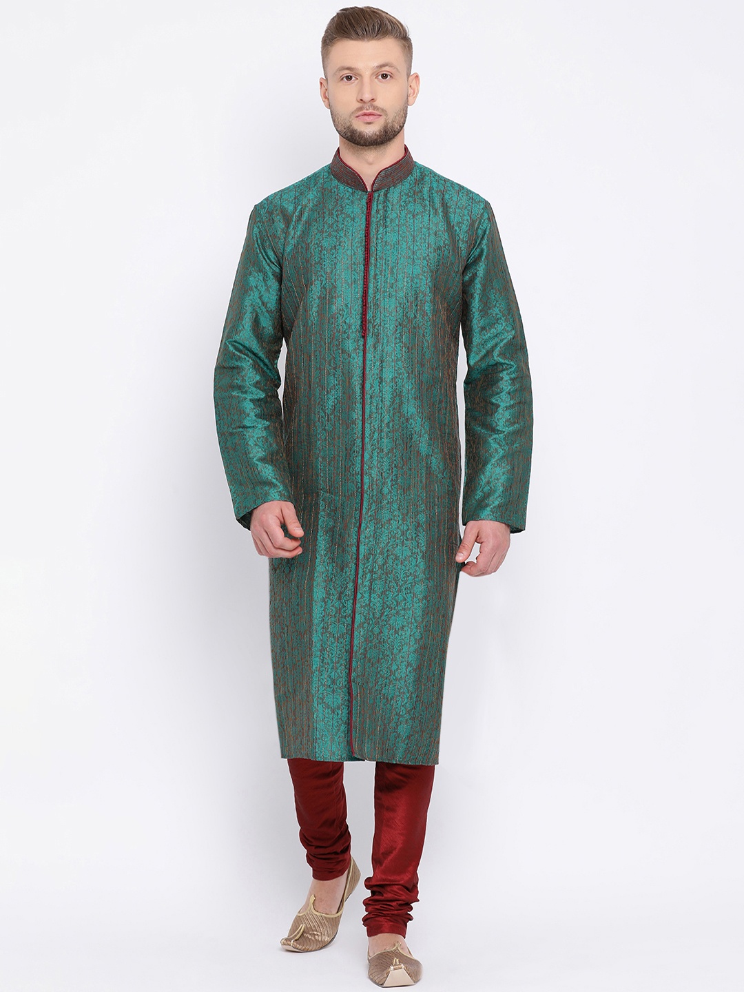 

Sanwara Men Green Printed Kurta with Maroon Churidar