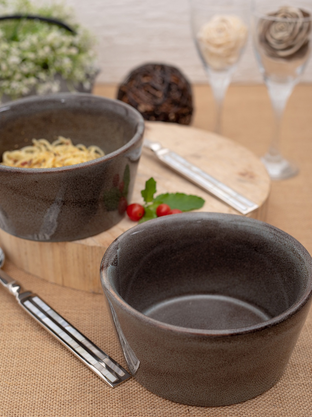 

GOODHOMES White Set of 2 Stoneware Bowl