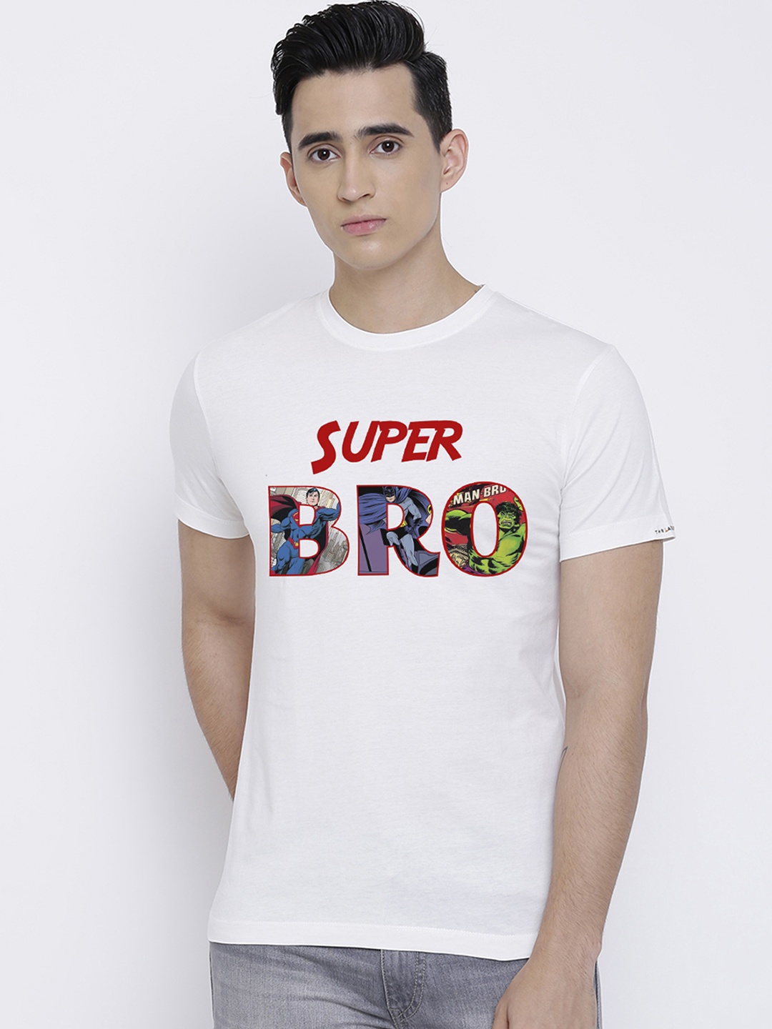 

THREADCURRY Men White Printed Round Neck T-shirt