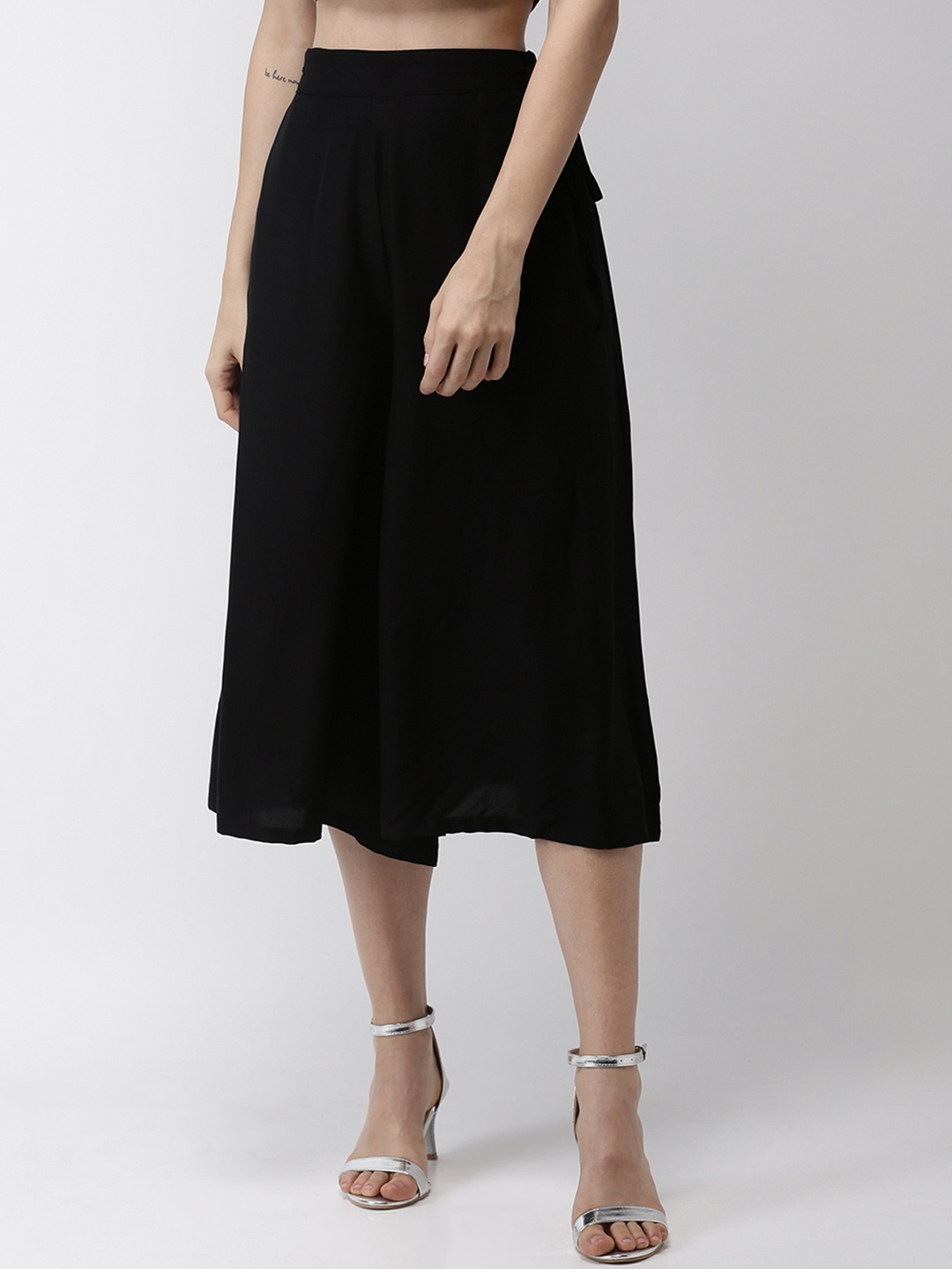 De Moza Women Black Flared Solid Culottes
