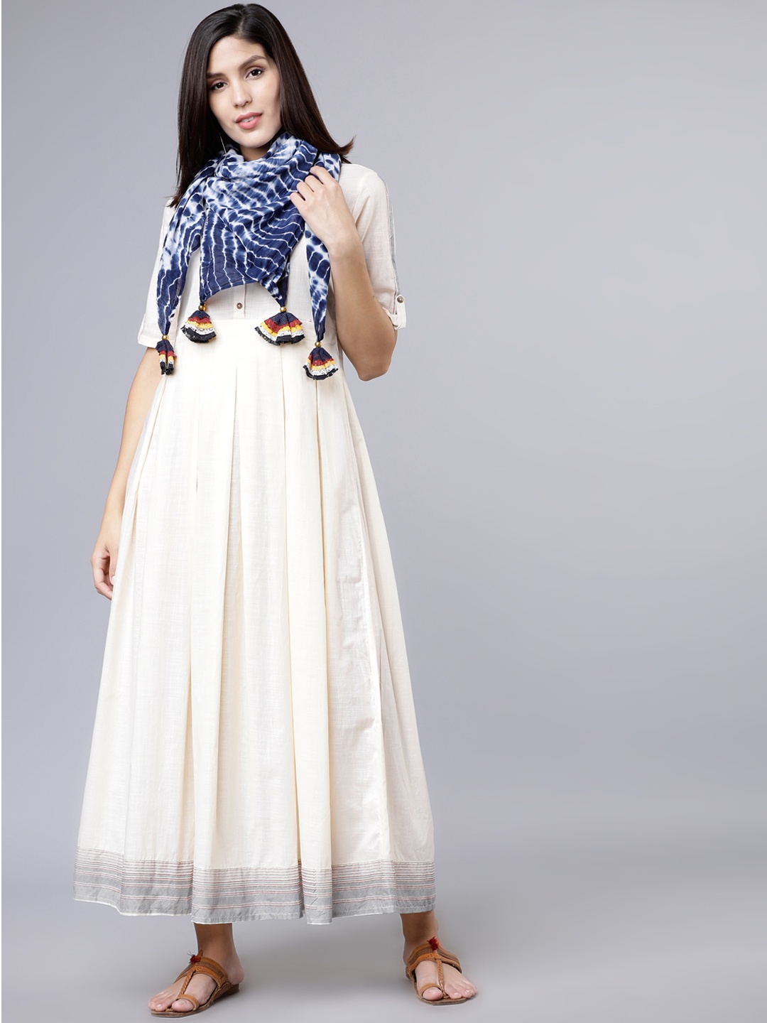 

Vishudh Women Cream-Coloured Solid A-Line Kurta With Scarf