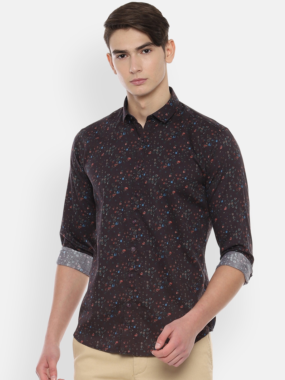 

V Dot Men Brown Slim Fit Printed Casual Shirt