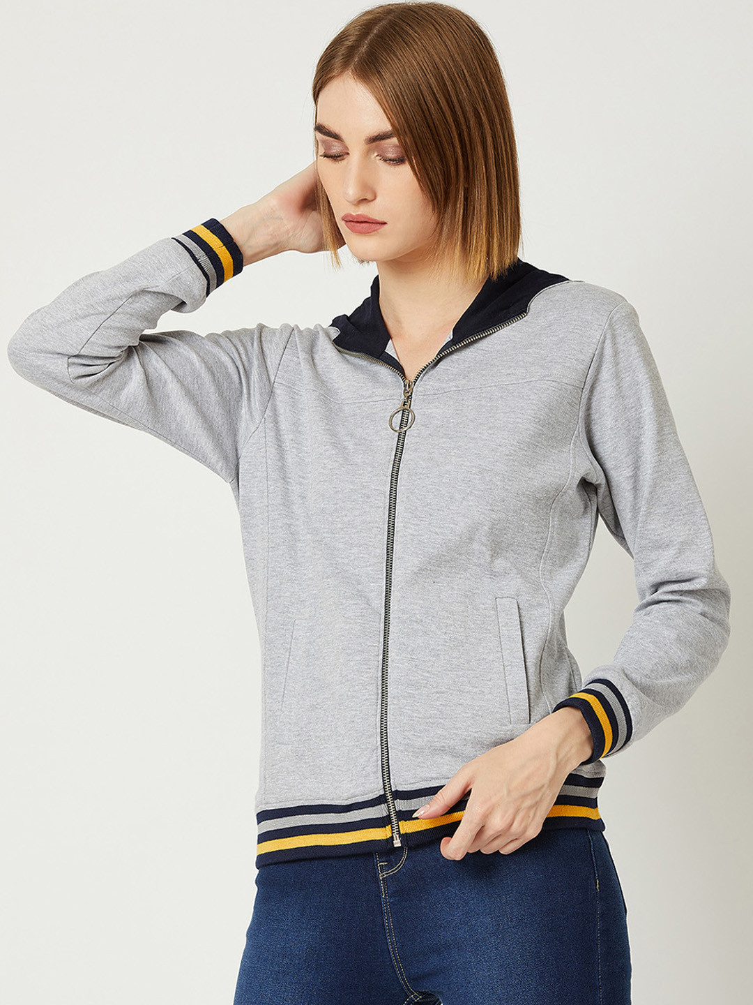 

Miss Chase Women Grey & Yellow Solid Hooded Sweatshirt