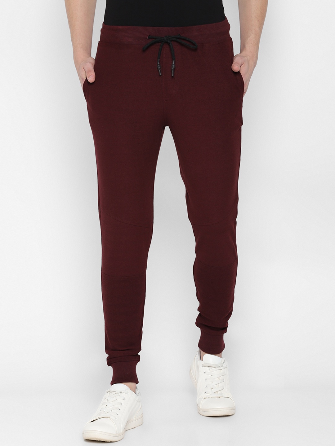 

People Men Maroon Solid Straight-Fit Joggers