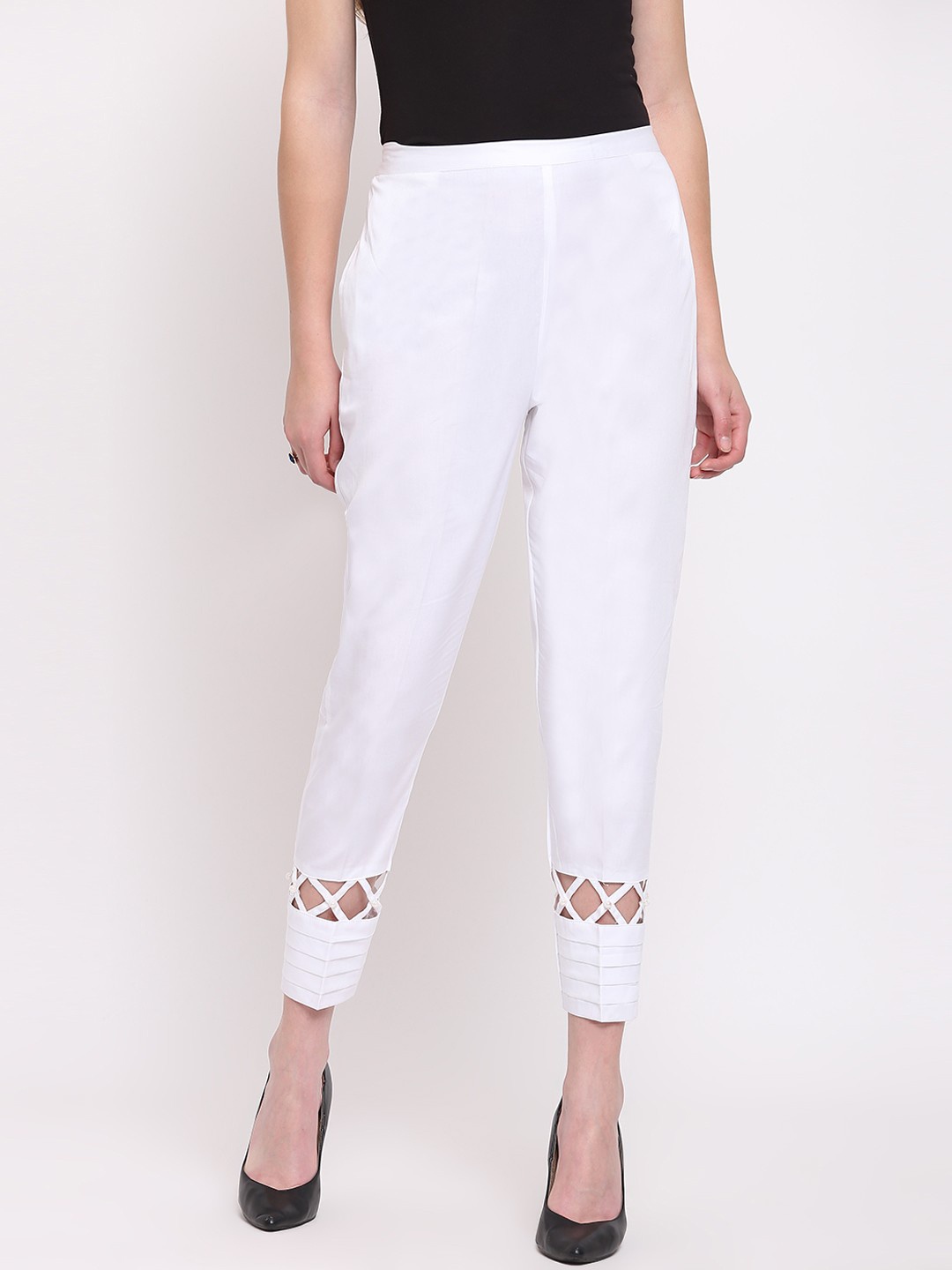 

RIVI Women White Regular Fit Solid Regular Trousers