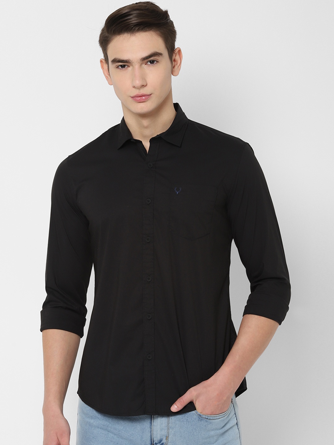 

Allen Solly Sport Men Black Slim Fit Solid Casual Shirt