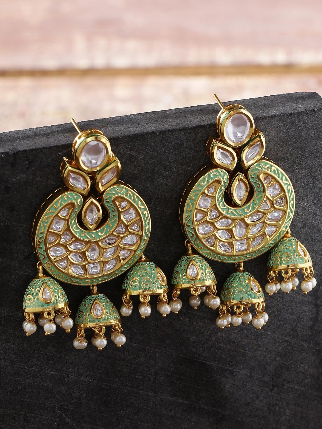 

Tistabene Green & Gold-Plated Contemporary Drop Earrings