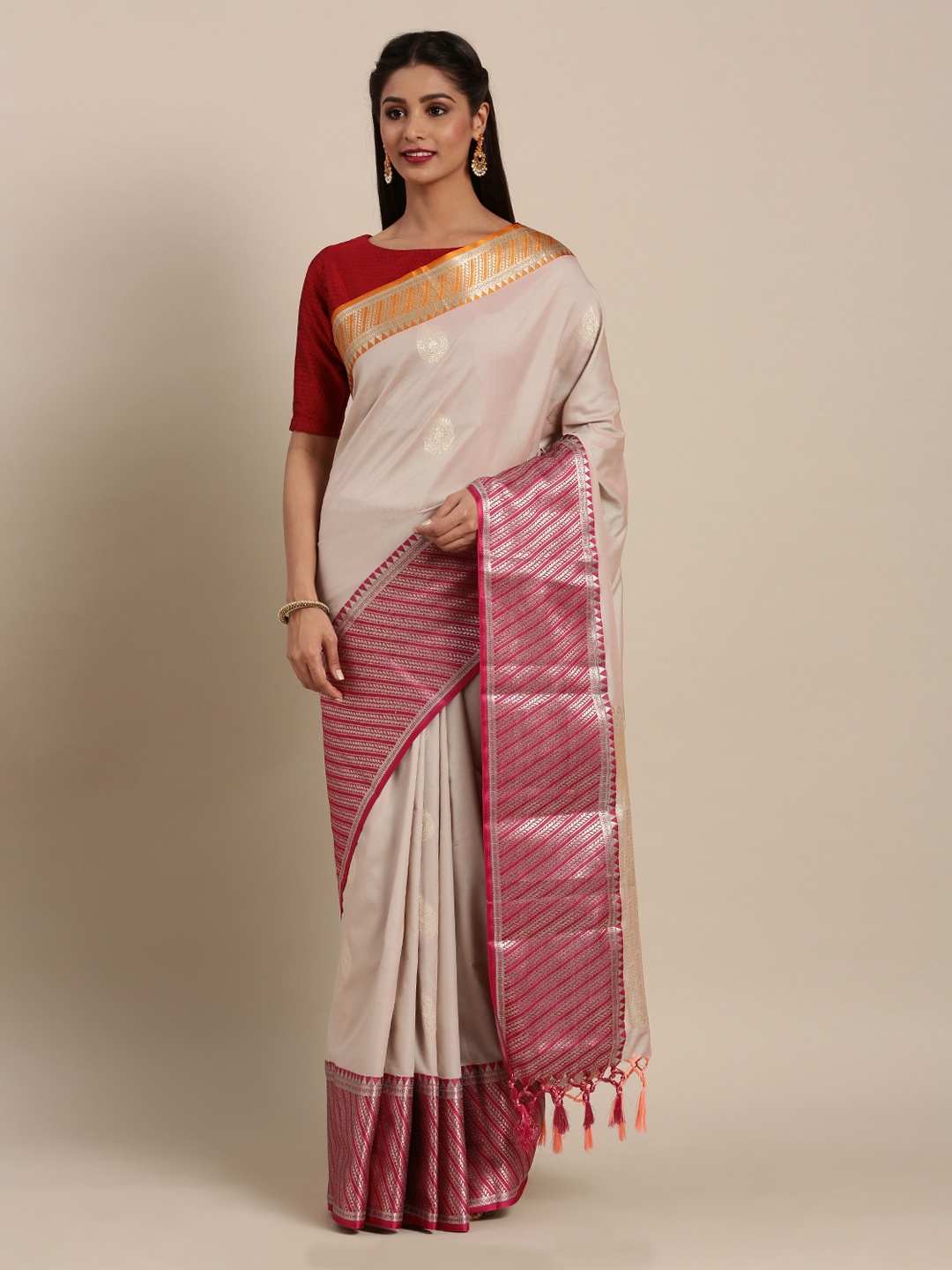 

Mitera Cream-Coloured & Magenta Silk Blend Woven Design Kanjeevaram Saree