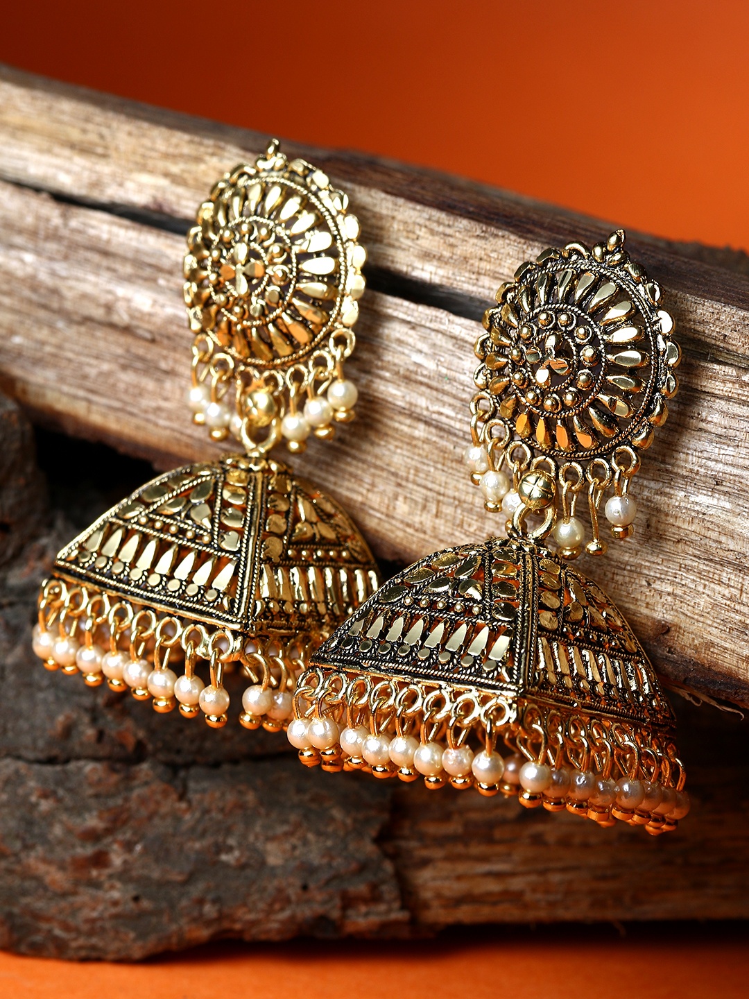 

ANIKAS CREATION Gold Plated & Gunmetal-Toned Enamelled Circular Jhumkas, Metallic
