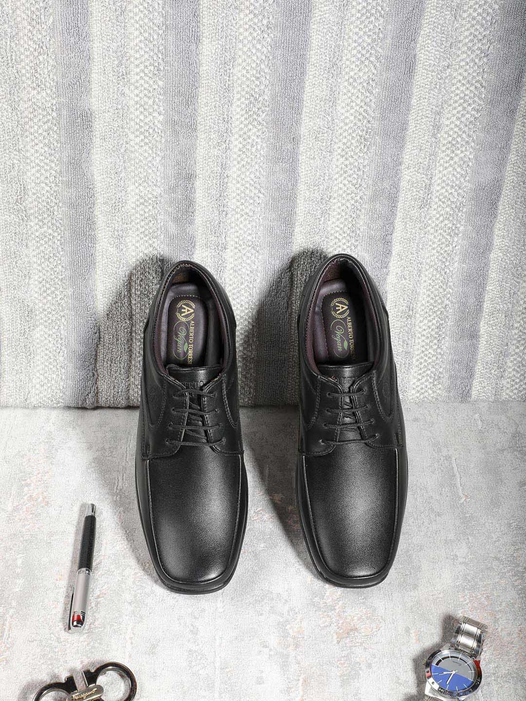 

Alberto Torresi Men Black Solid Formal Derby Shoes