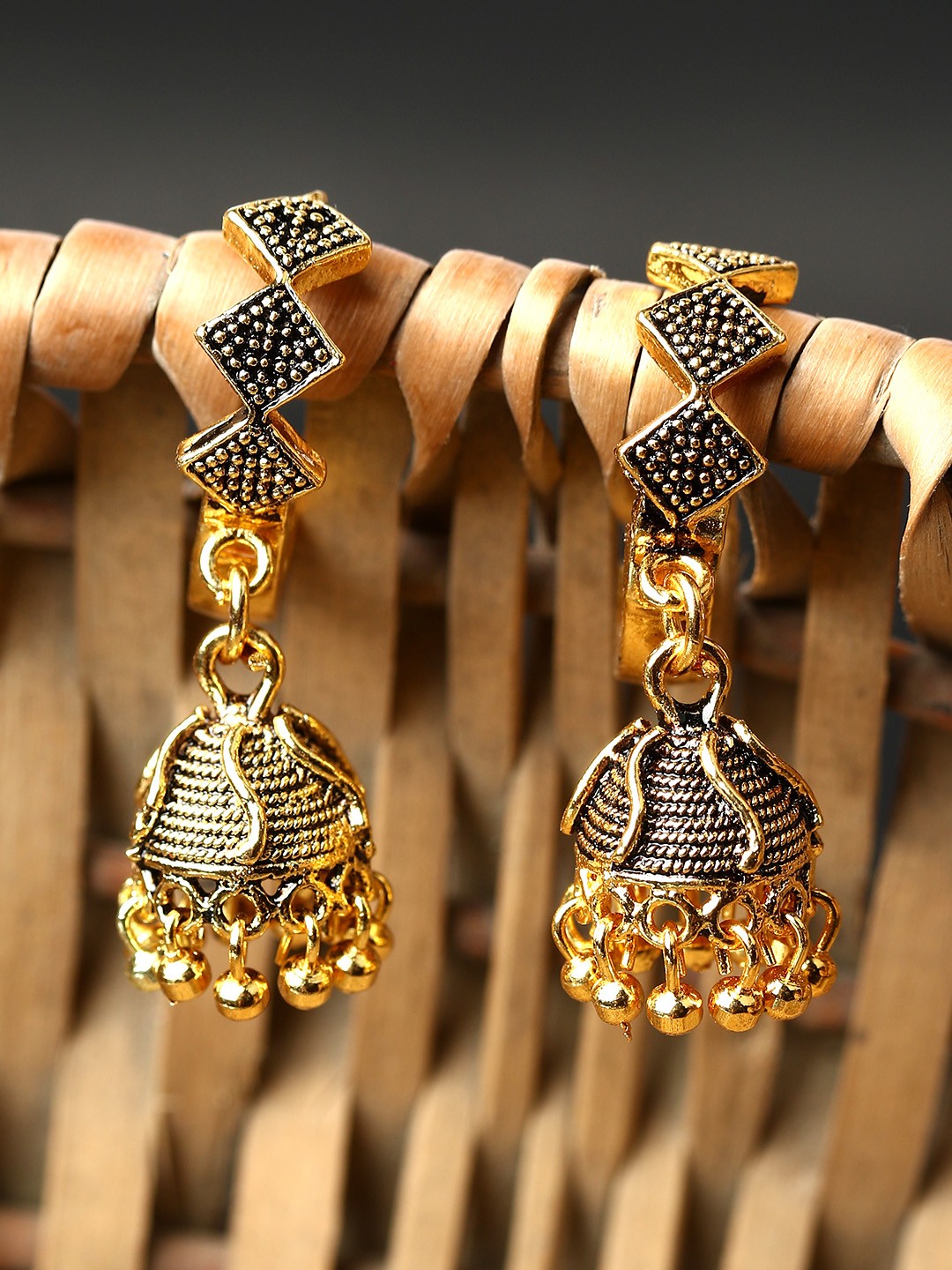 

ANIKAS CREATION Gunmetal-Toned & Gold-Plated Antique Dome Shaped Jhumkas, Metallic