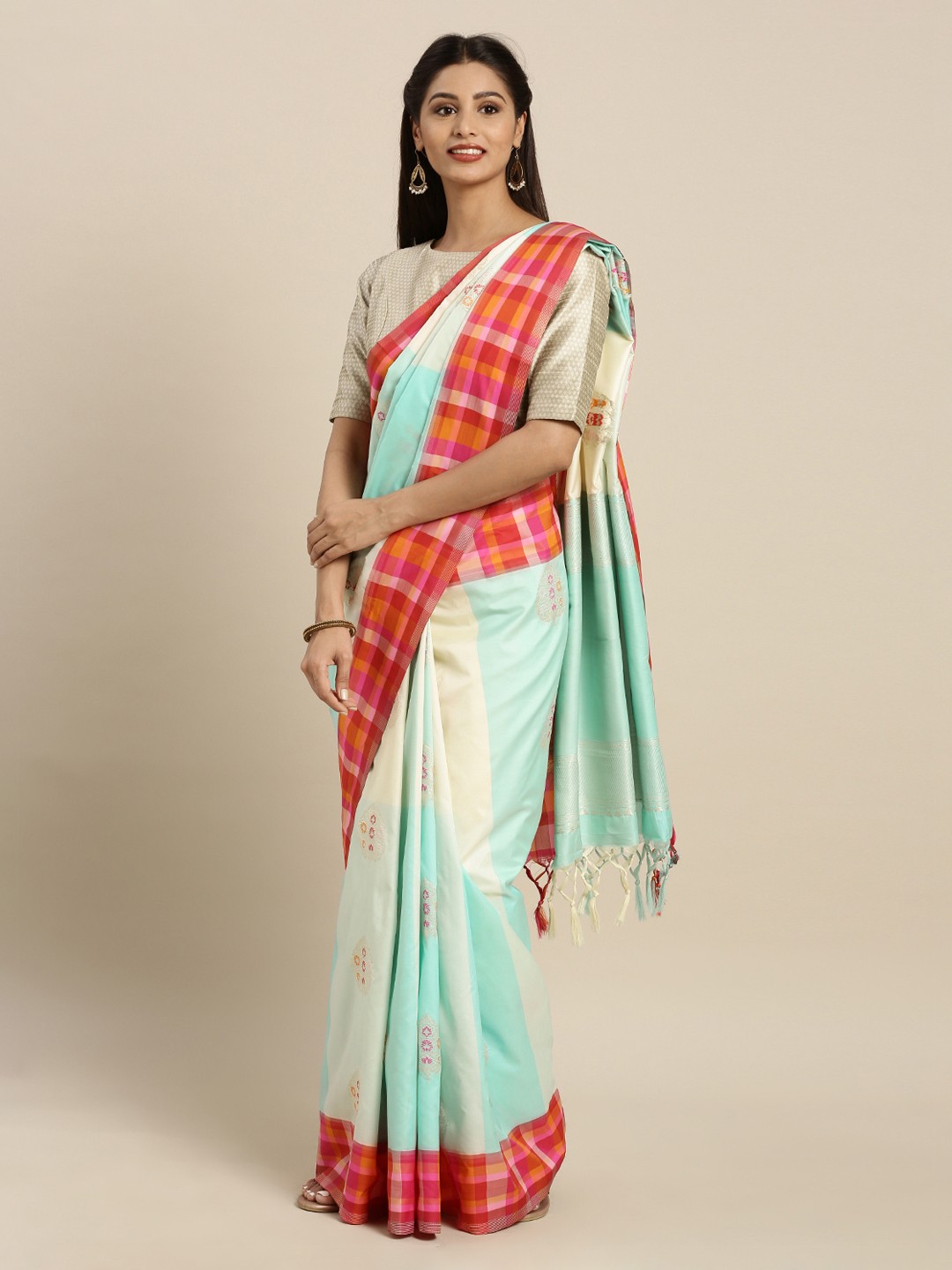 

Mitera Turquoise Blue Silk Blend Woven Design Kanjeevaram Saree