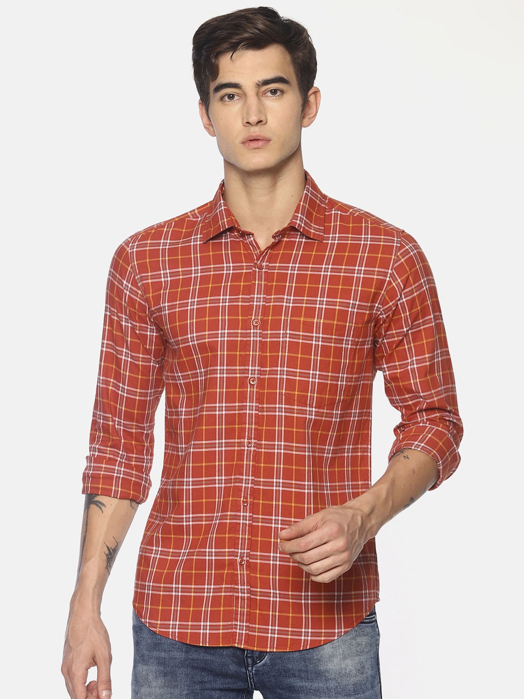 

IVOC Men Rust Red And White Slim Fit Checked Casual Shirt