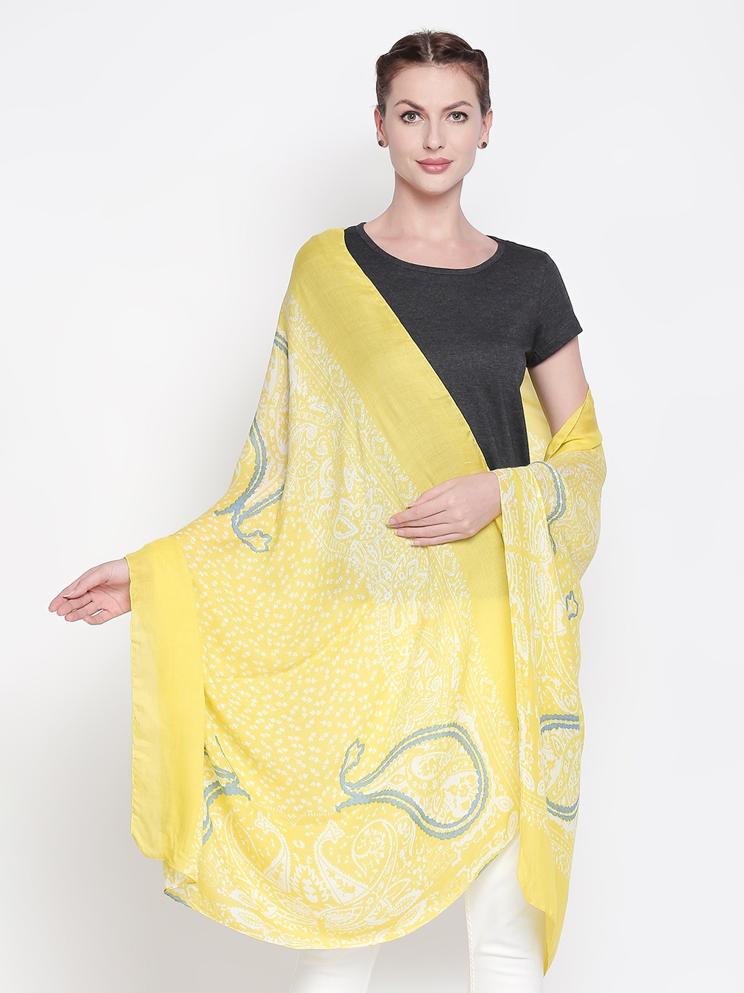 Style Quotient Women Yellow & White Printed Scarf