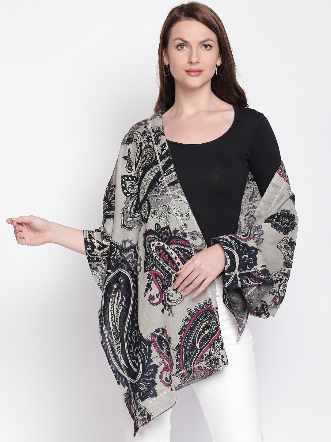 

Style Quotient Women Grey & Navy Blue Printed Scarf