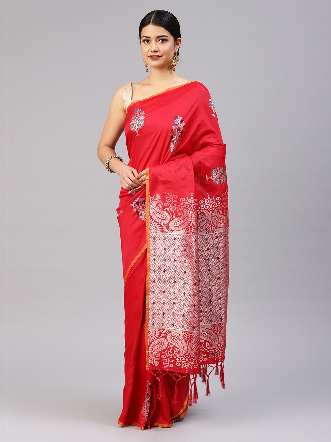

Mitera Red & Silver-Toned Silk Blend Woven Design Kanjeevaram Saree