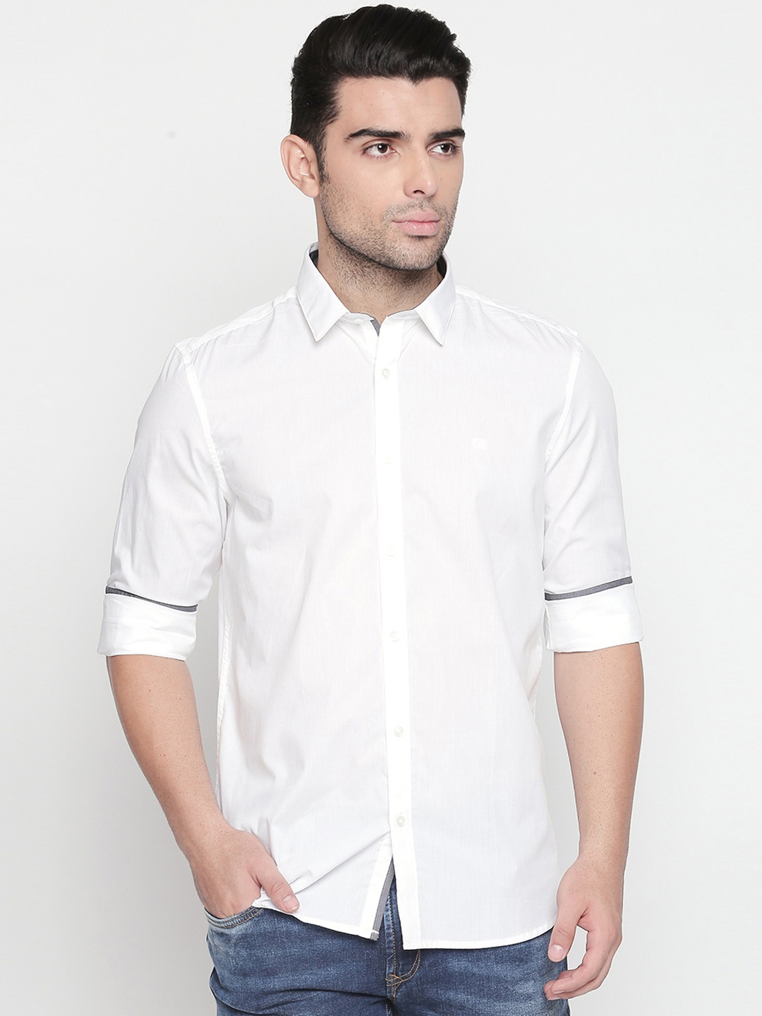 

Kenneth Cole Men White Smart Regular Fit Solid Casual Shirt
