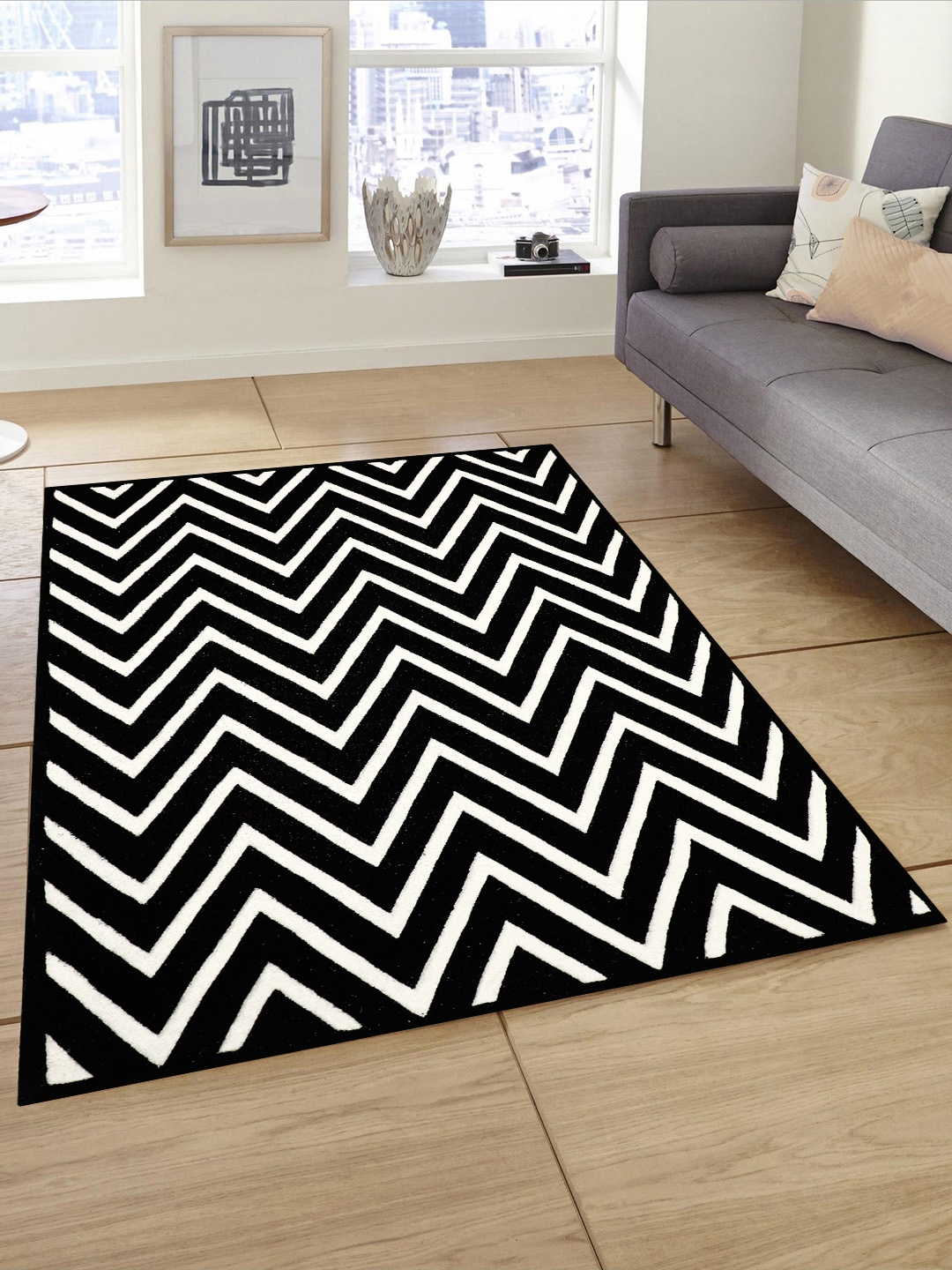 

PRESTO Black & White Chevron Patterned Hand-Tufted Wool Anti-Skid Carpet