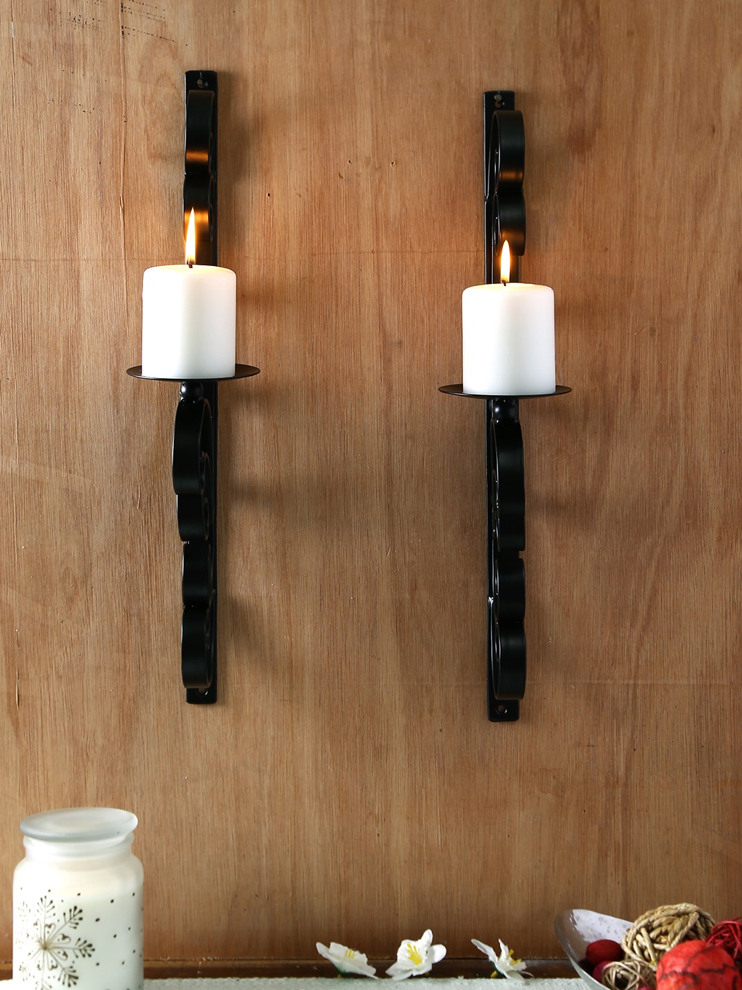 

HOSLEY Set of 2 Black & White Wall Candle Holders