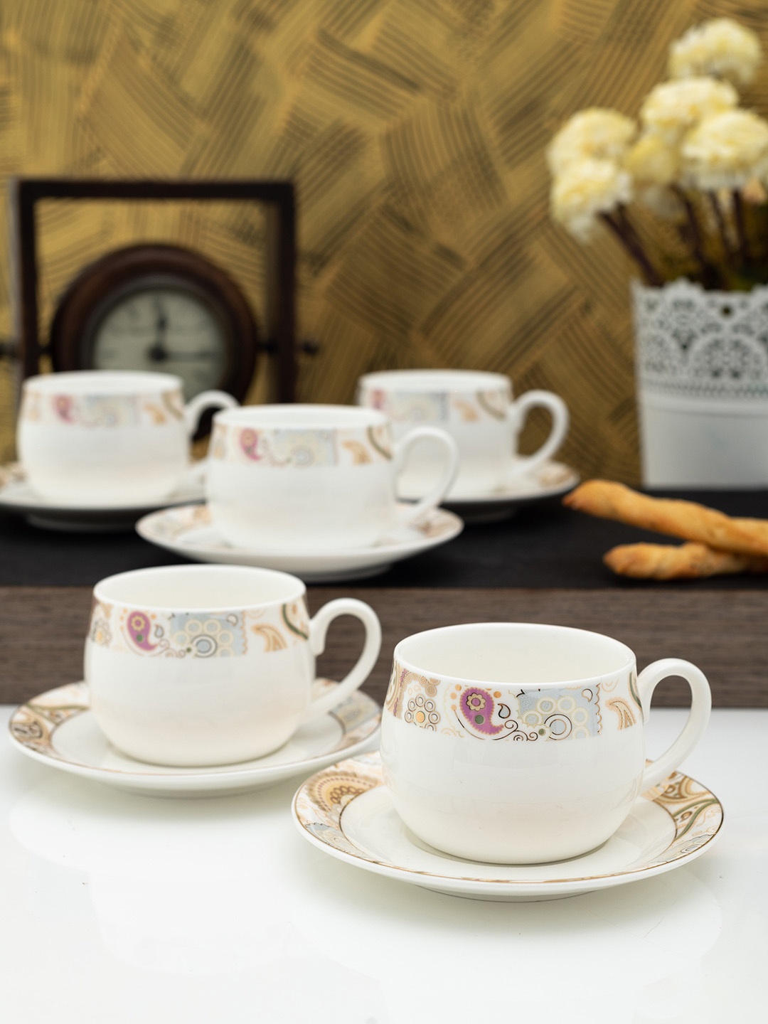 

White Gold White 12-Pieces Printed Porcelain Cups and Saucers Set