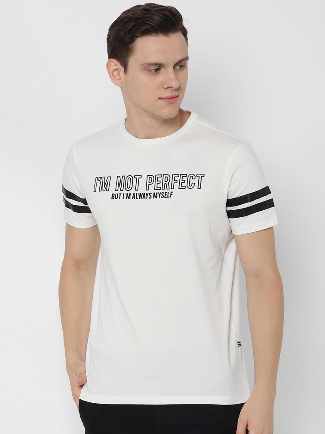 

People Men White Printed Round Neck T-shirt