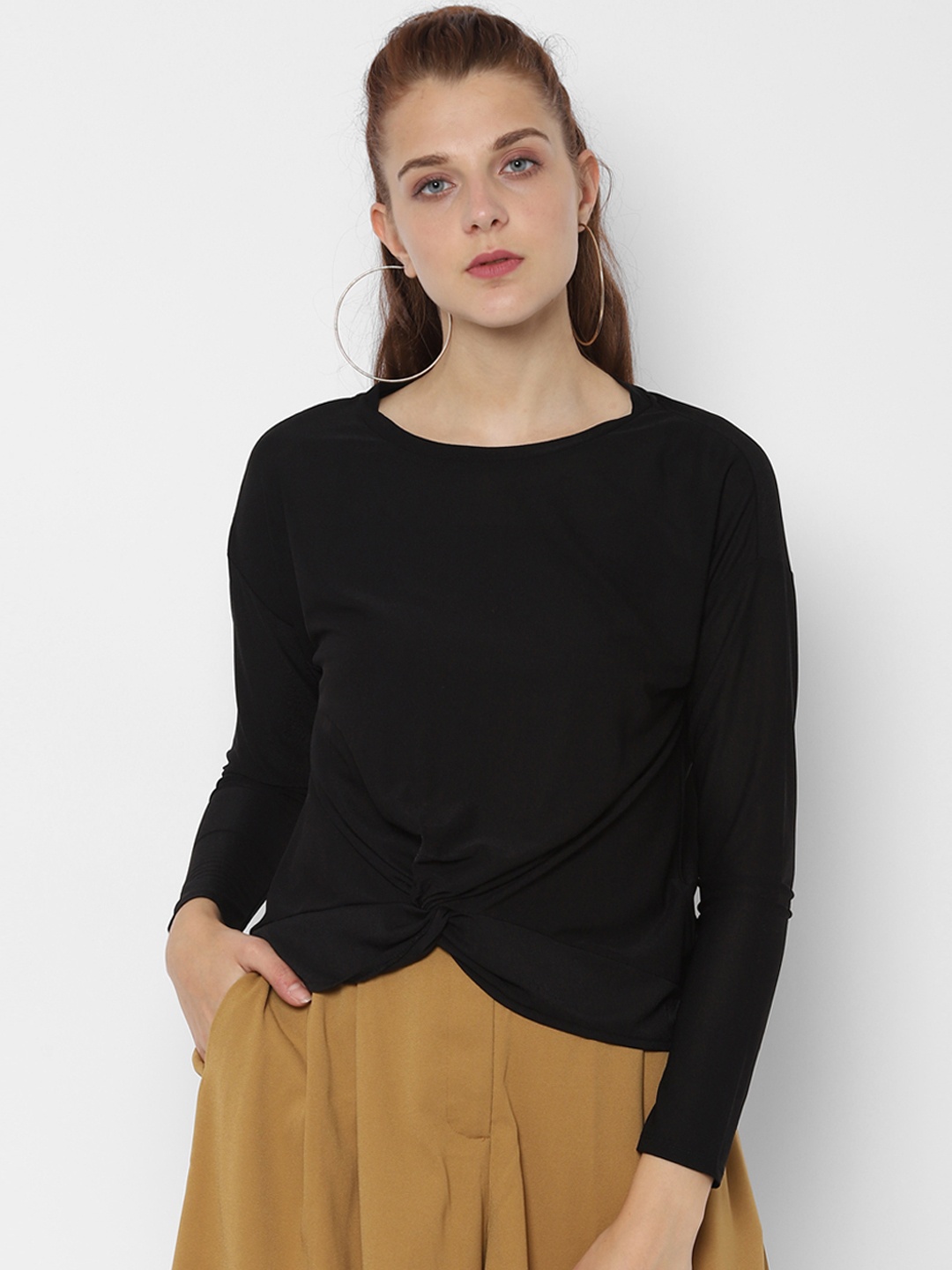 

People Women Black Solid Top