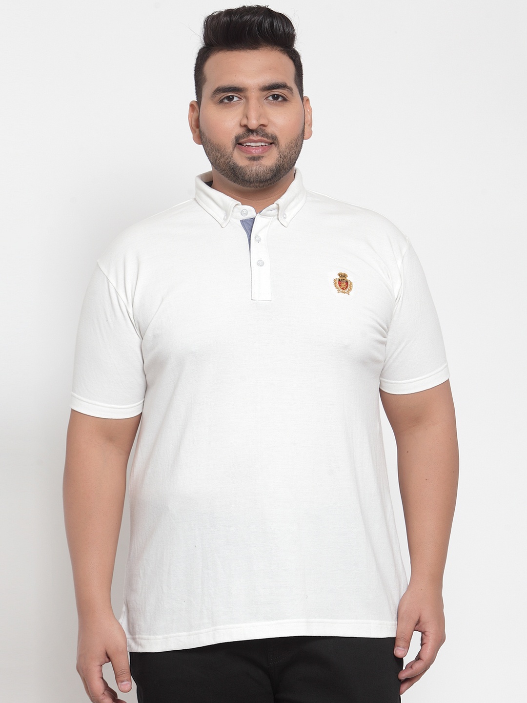 

plusS Men White Solid Polo Collar Pure Cotton T-shirt