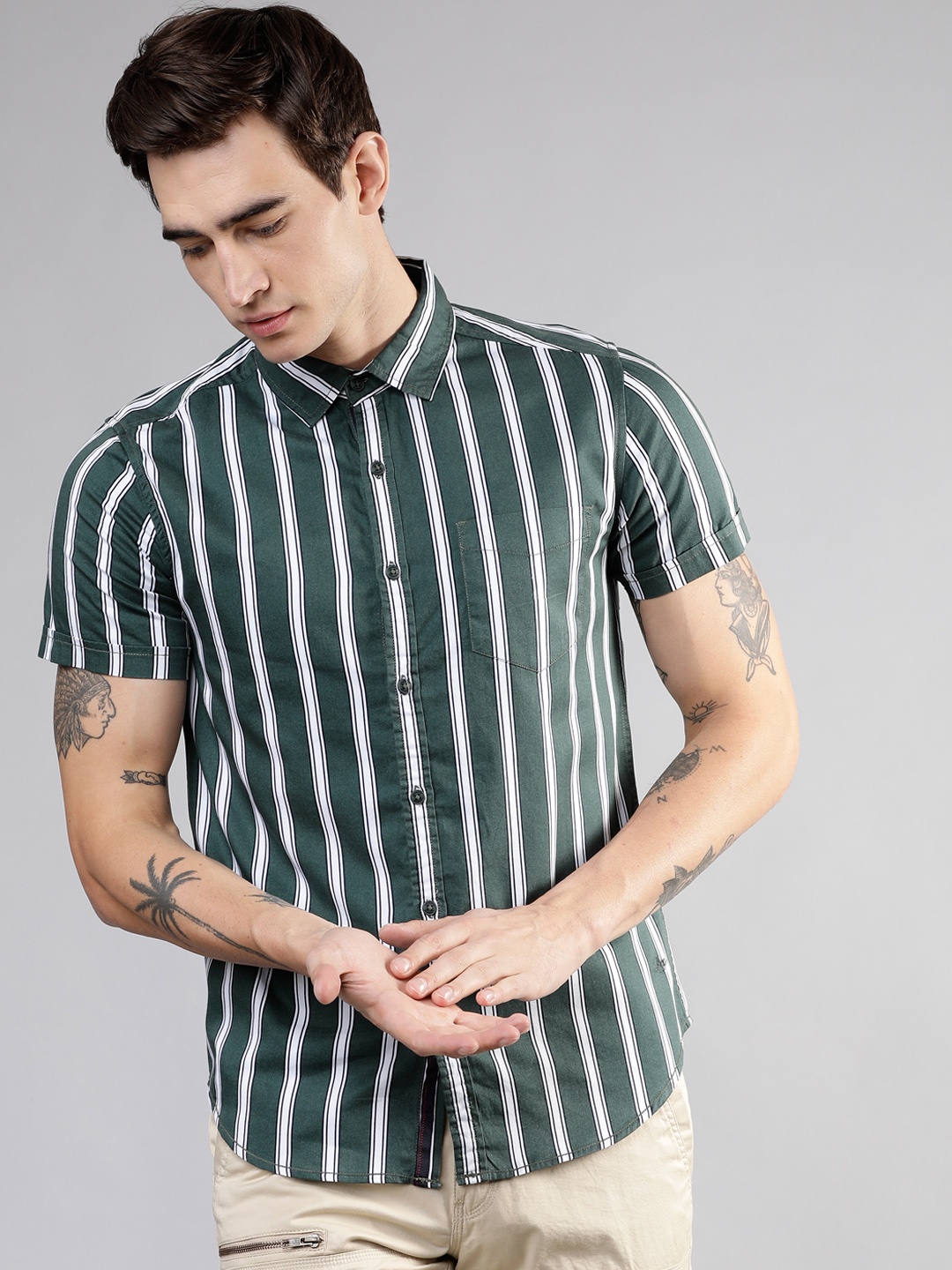 

LOCOMOTIVE Men Teal Green & White Slim Fit Printed Casual Shirt
