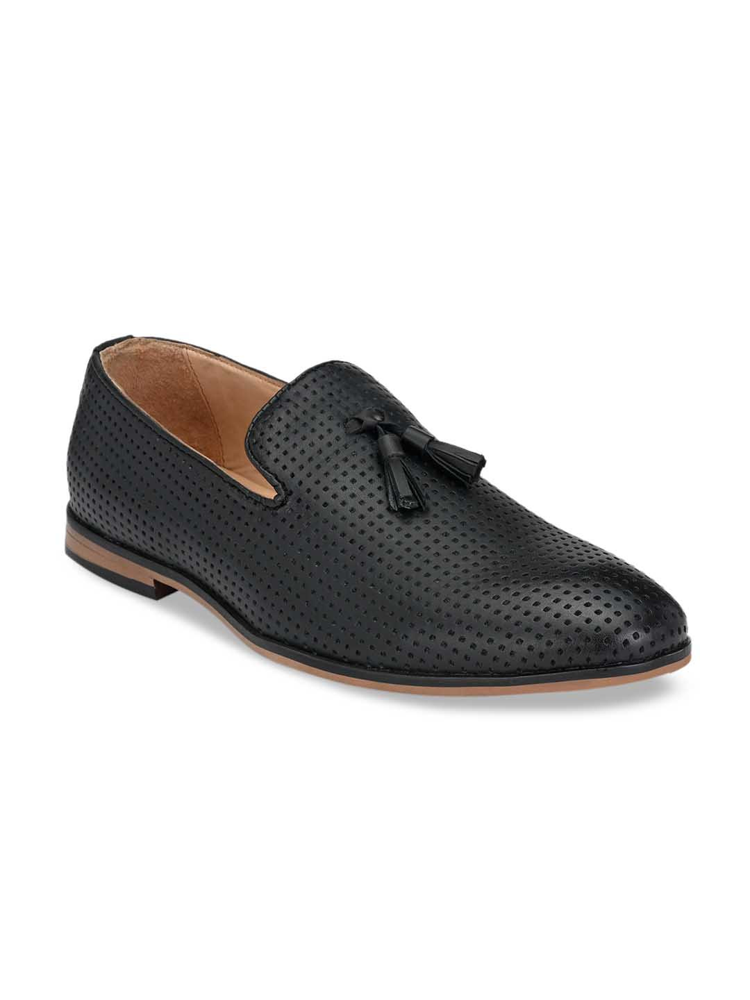 

San Frissco Men Black Textured Leather Tasseled Formal Loafers