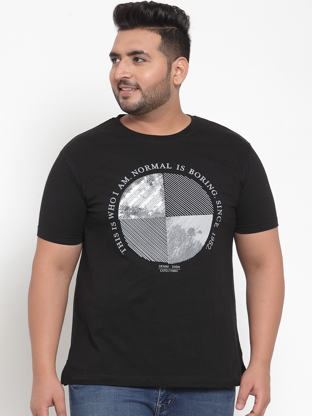 

plusS Men Black Printed Round Neck Pure Cotton T-shirt