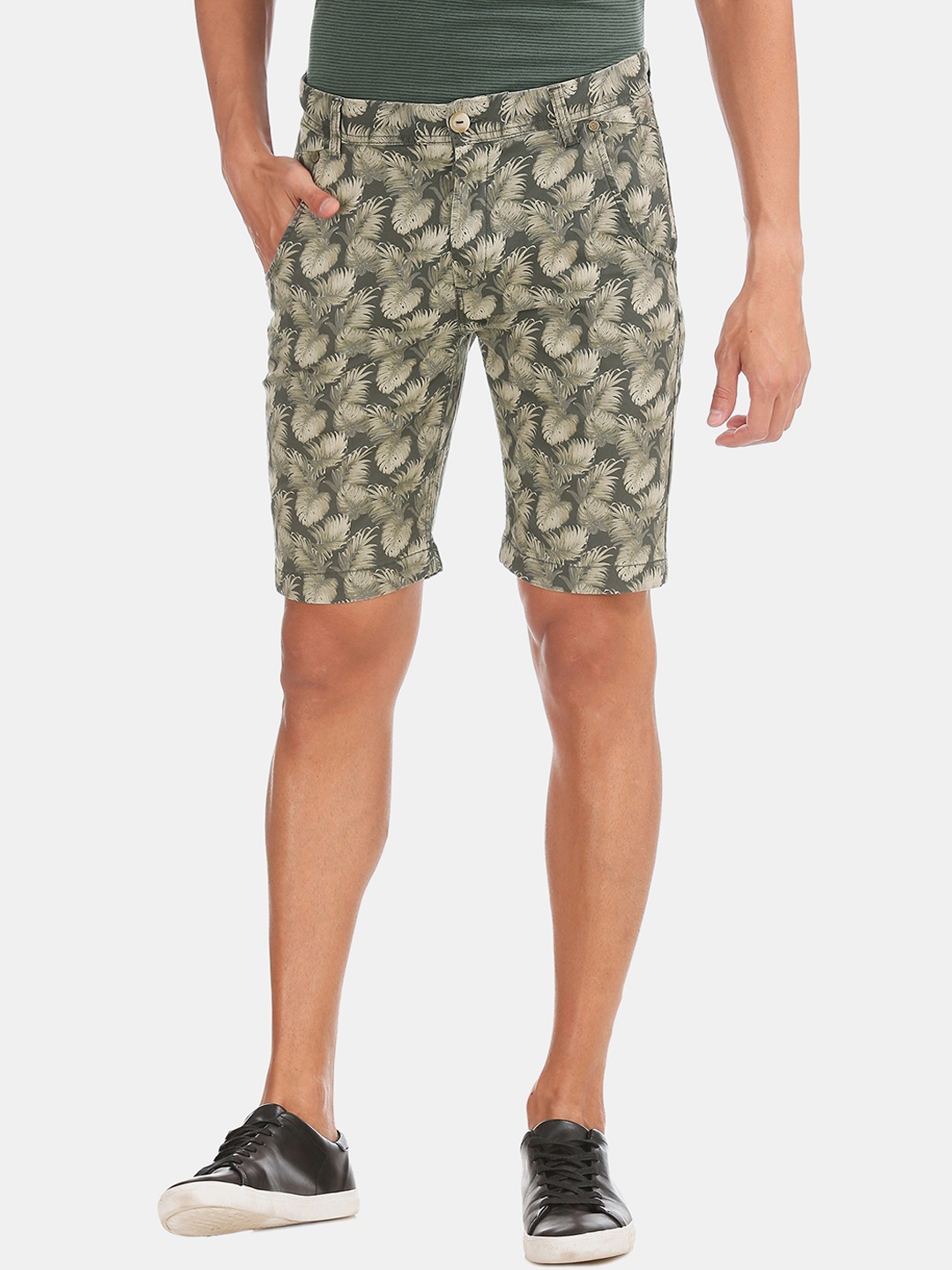

Ed Hardy Men Green Printed Slim Fit Regular Shorts