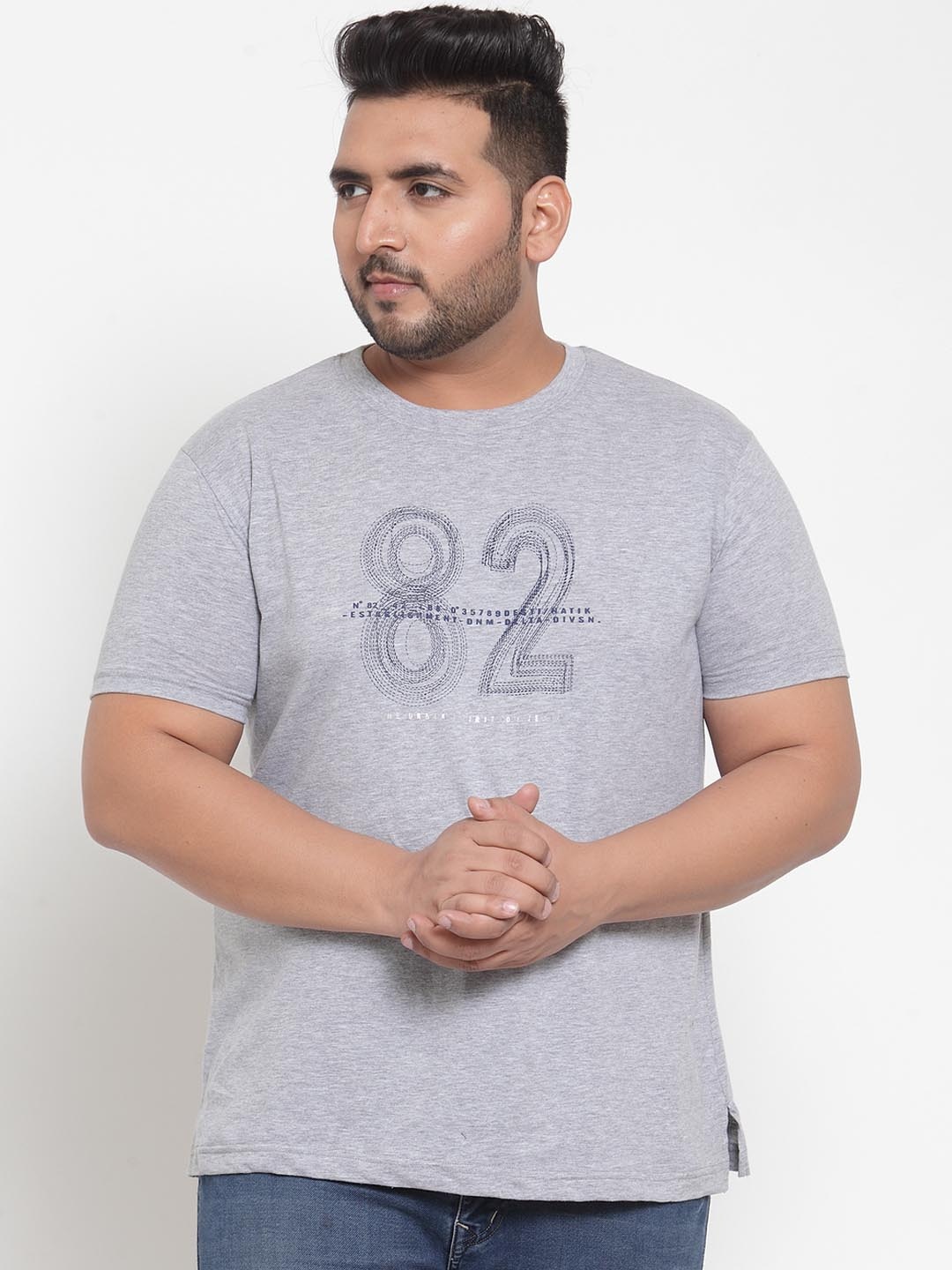 

plusS Men Grey Printed Round Neck Pure Cotton T-shirt
