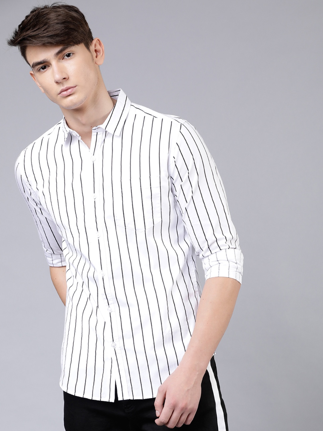 HIGHLANDER Men White & Black Slim Fit Striped Casual Shirt