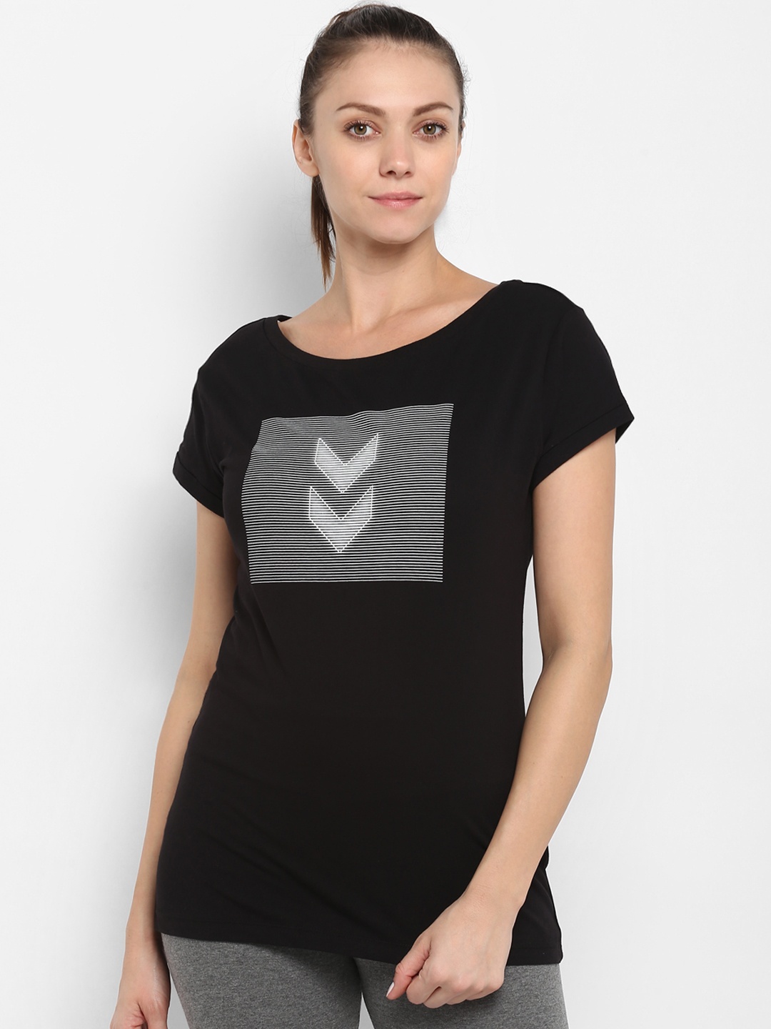 

hummel Women Black & Grey Printed Scoop Neck T-shirt