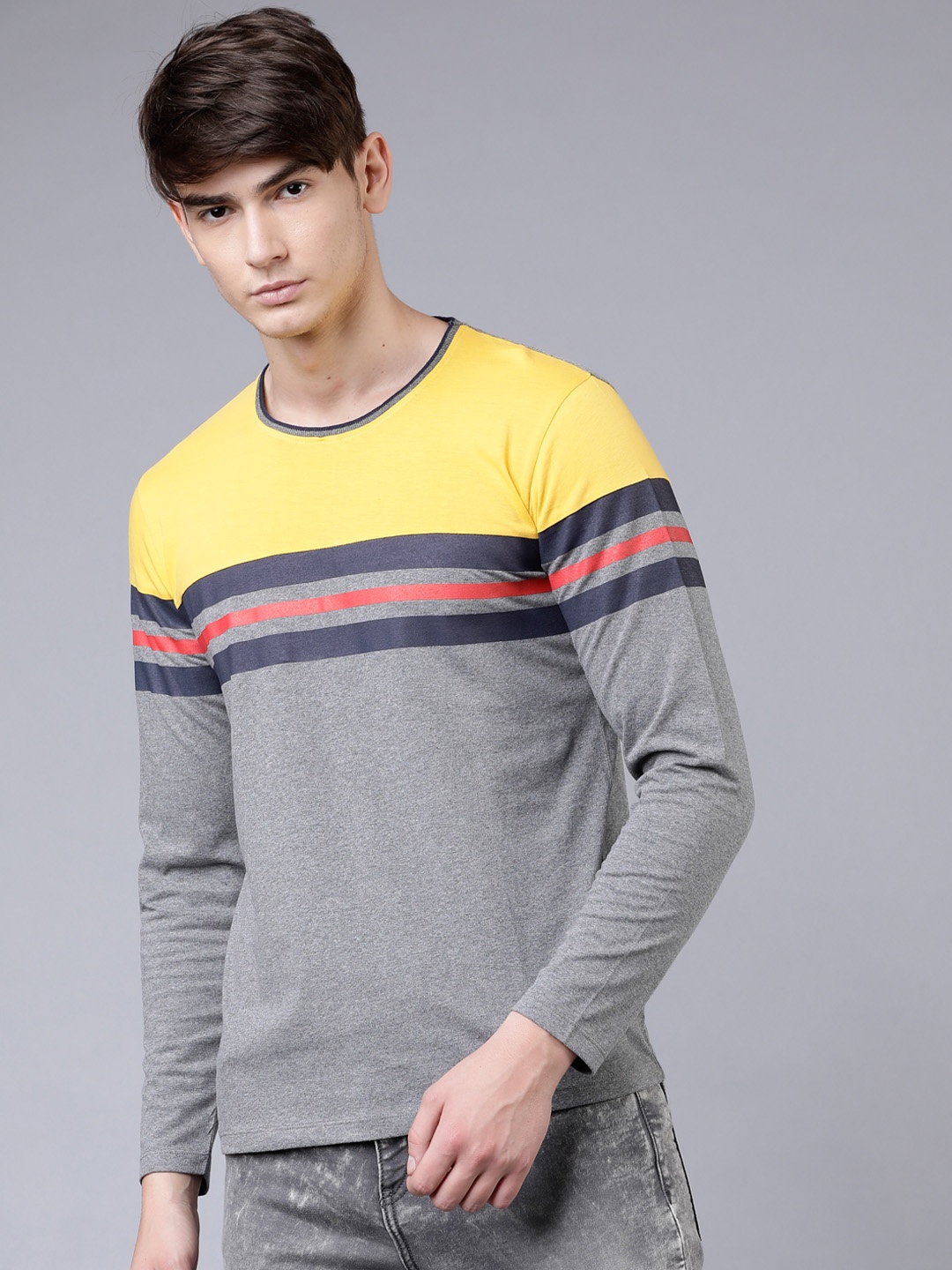 

LOCOMOTIVE Men Grey Striped Round Neck T-shirt