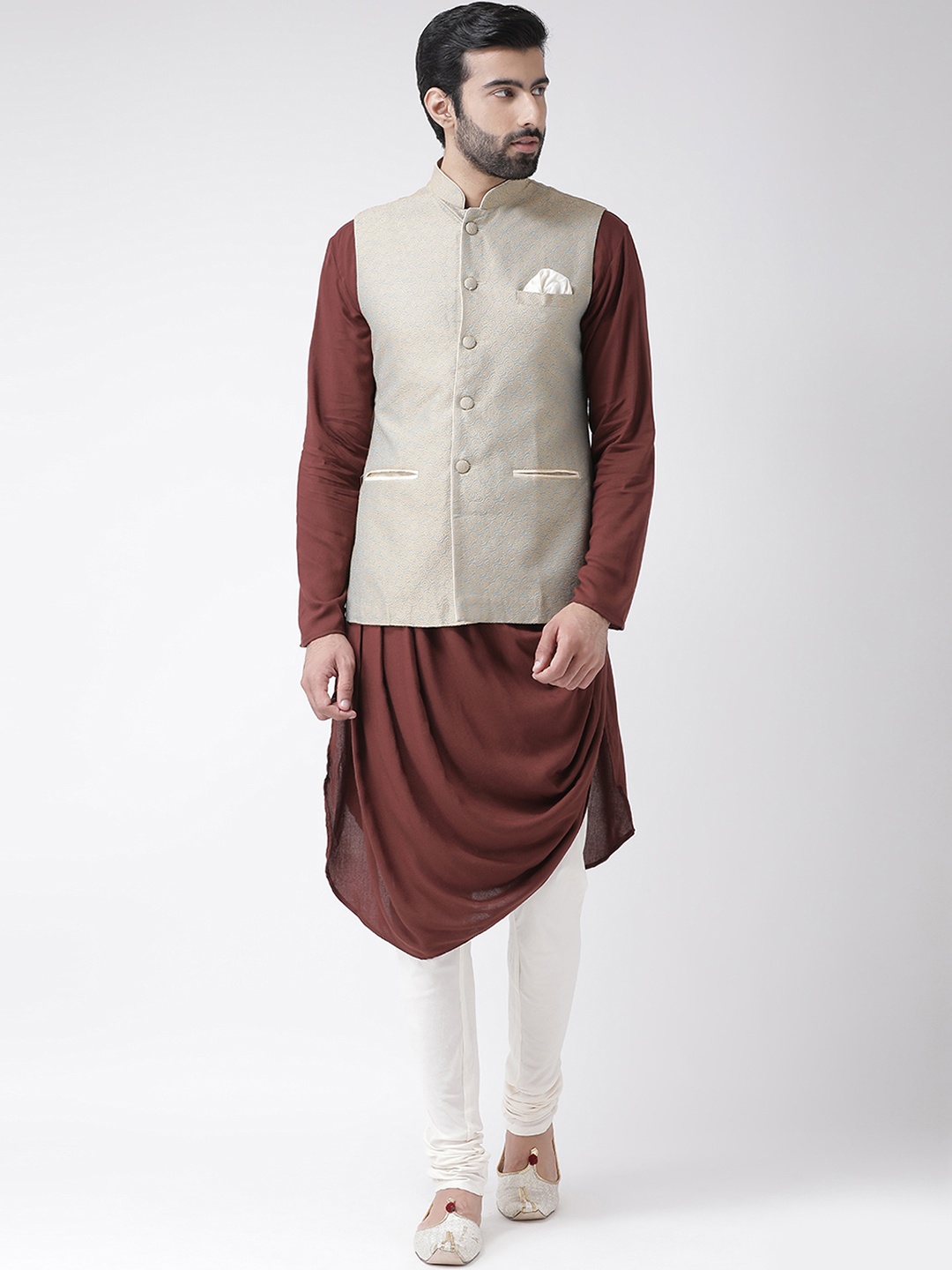 

KISAH Men Brown & Blue Self Design Kurta with Churidar & Nehru Jacket