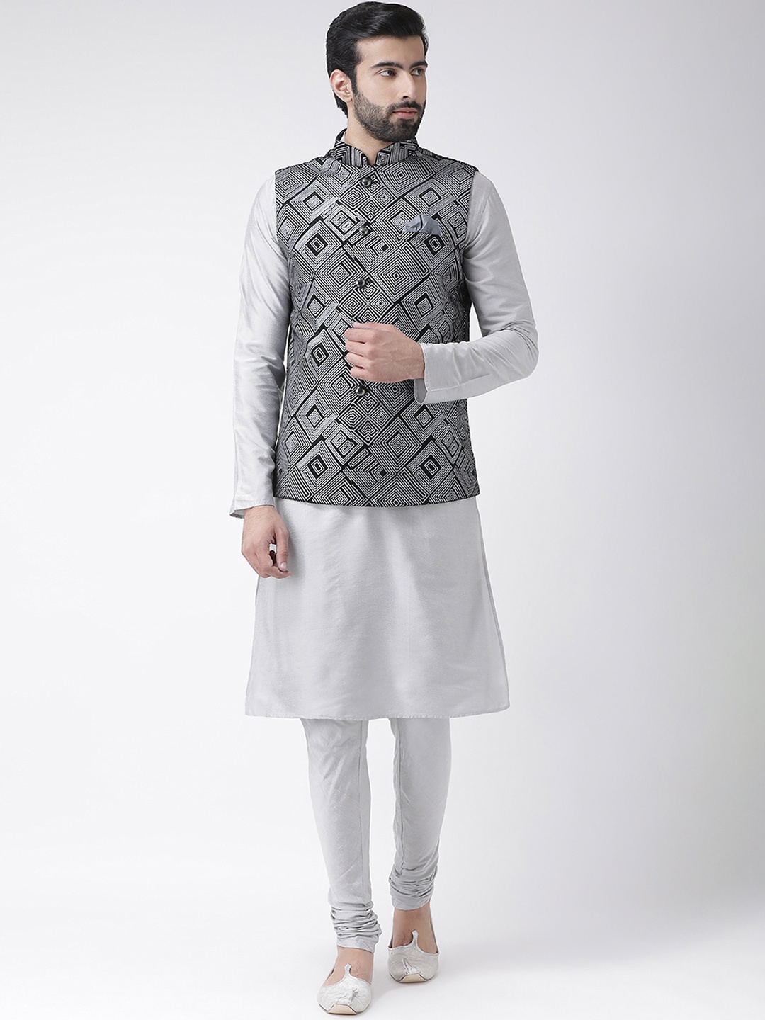 

KISAH Men Black & Silver-Coloured Printed Kurta with Churidar & Nehru Jacket