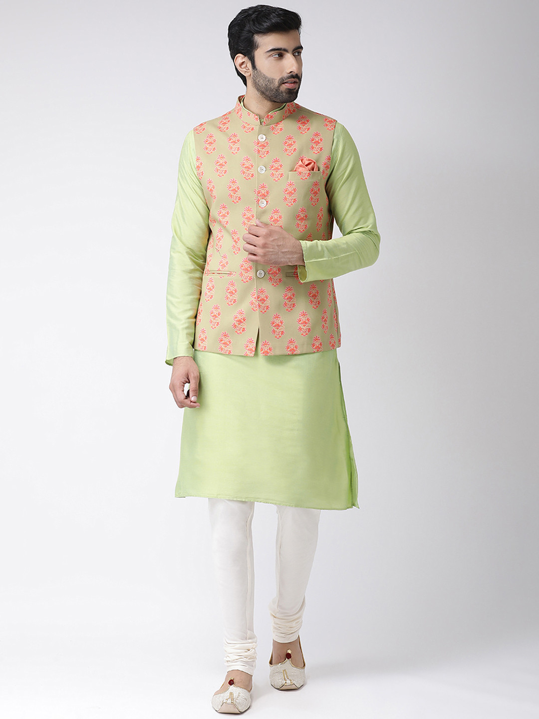 

KISAH Men Green & Pink Solid Kurta with Churidar